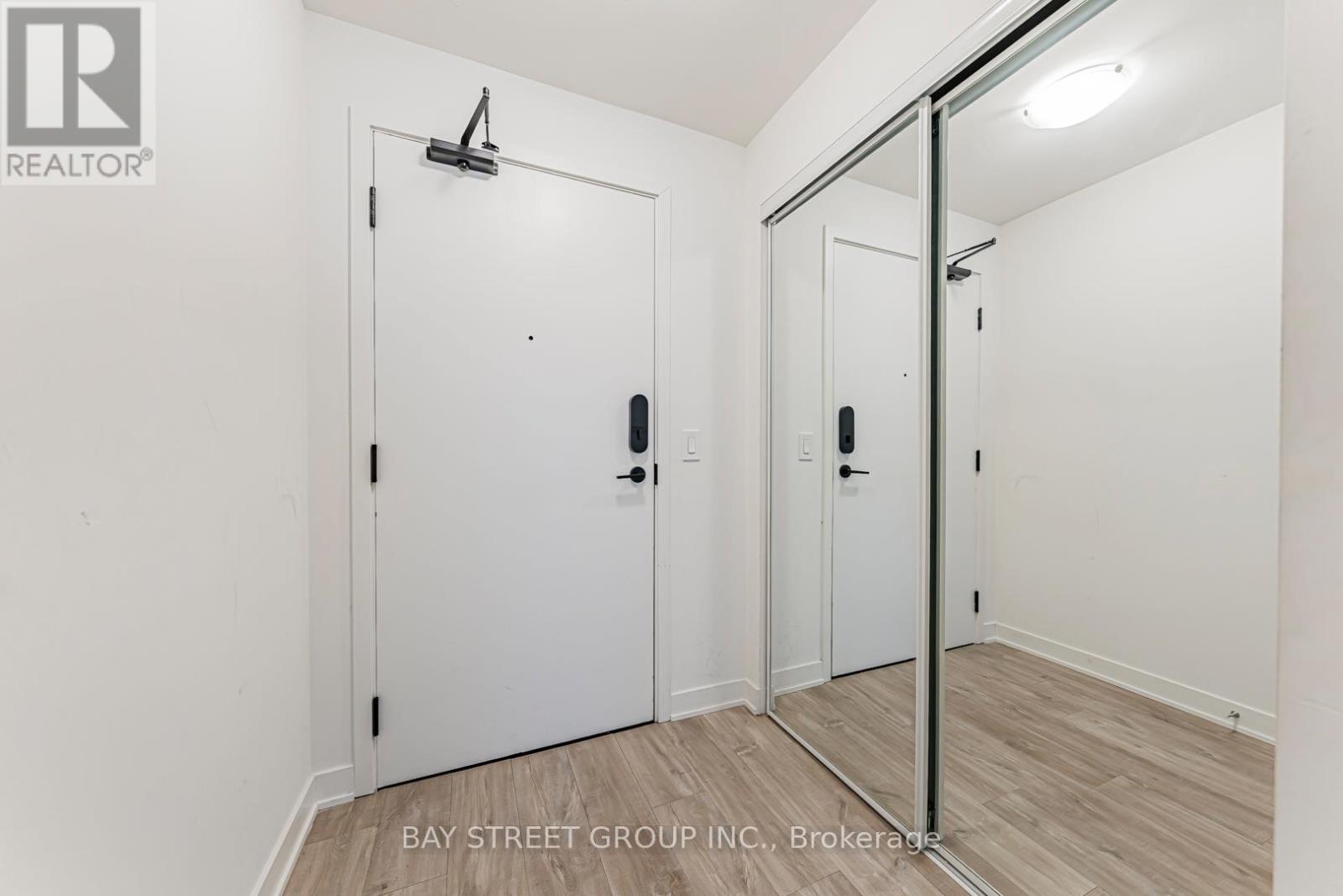 1227e - 70 Princess Street, Toronto, Ontario  M5A 0X6 - Photo 6 - C12865764