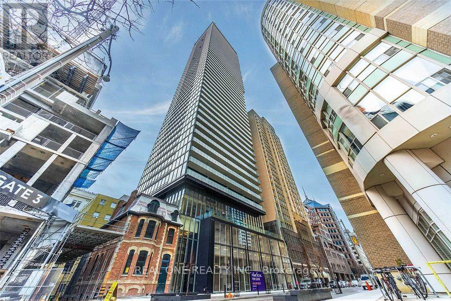 4504 - 15 GRENVILLE STREET, Toronto, Ontario