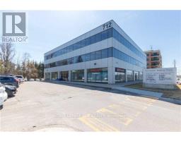 207 - 712 DAVIS DRIVE, Newmarket, Ontario