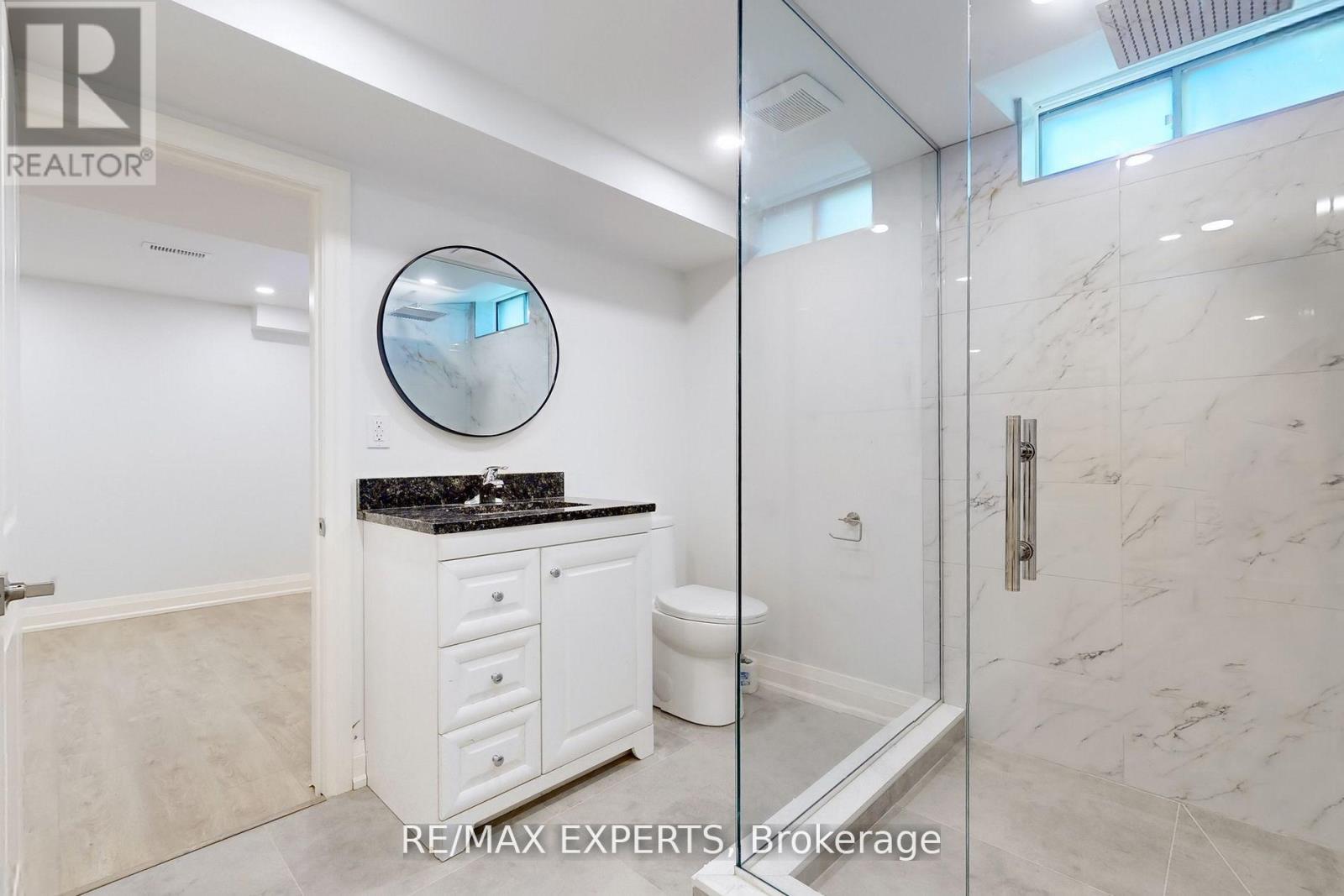 #lower - 1097 Wildwood Drive, Newmarket, Ontario  L3Y 2B6 - Photo 13 - N12865746