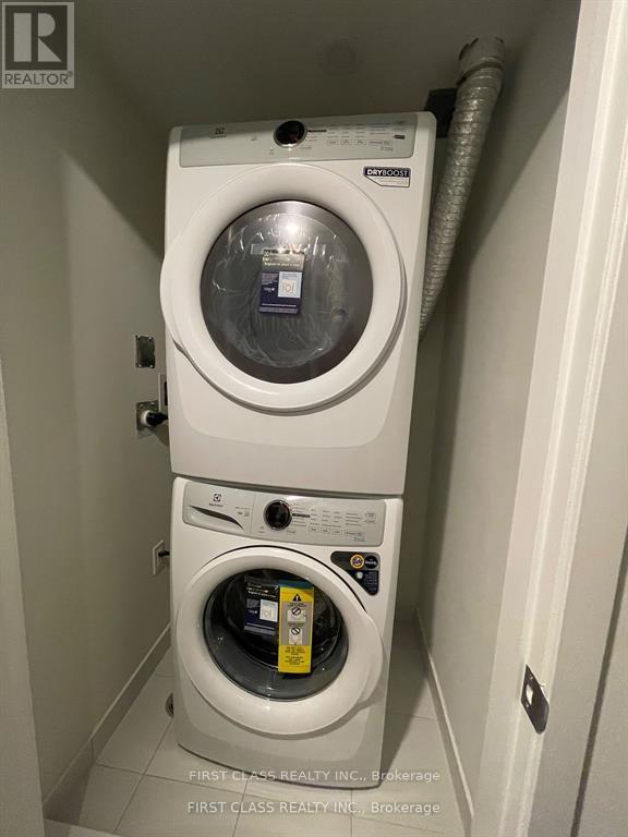 170 - 151 Honeycrisp Crescent, Vaughan (Vaughan Corporate Centre), Ontario  L4K 0N7 - Photo 12 - N12865774