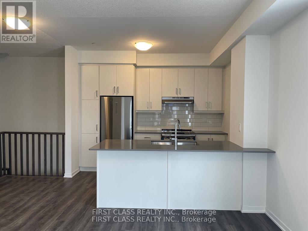 170 - 151 Honeycrisp Crescent, Vaughan (Vaughan Corporate Centre), Ontario  L4K 0N7 - Photo 5 - N12865774