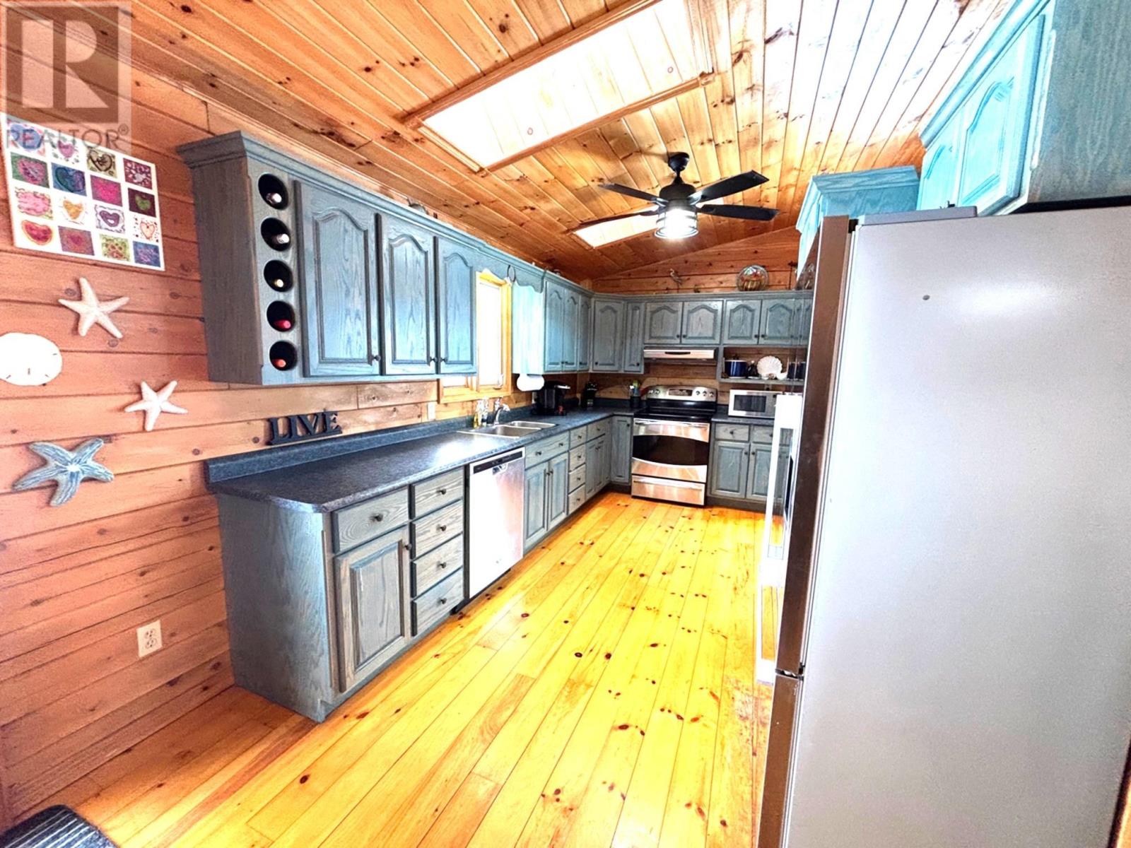 40 Birch Hill Drive, Stanhope, Prince Edward Island  C0A 1P0 - Photo 4 - 202603842