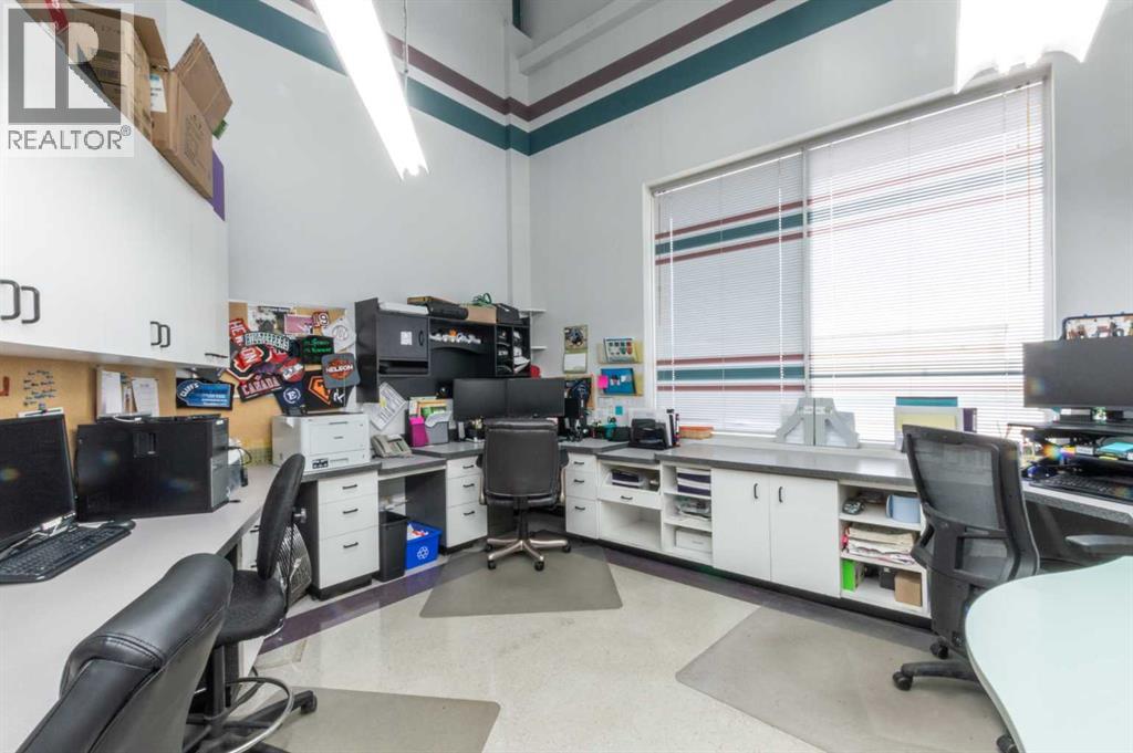 4602 50 Street, Stettler, Alberta  T0C 2L0 - Photo 4 - A2216148