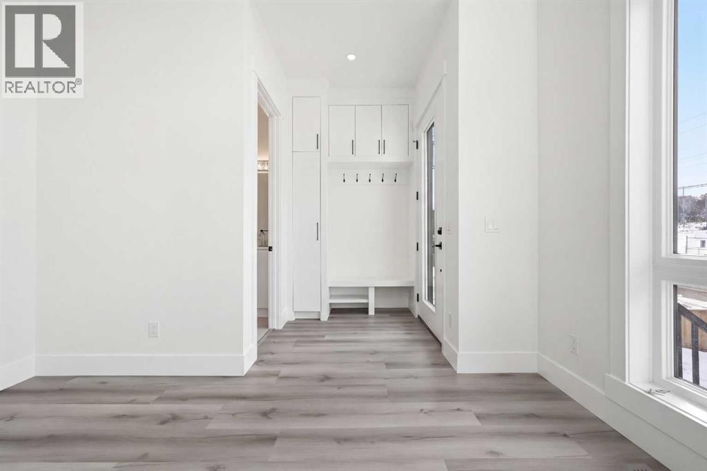 8518 33 Avenue Nw, Calgary, Alberta  T3B 1M1 - Photo 9 - A2289839