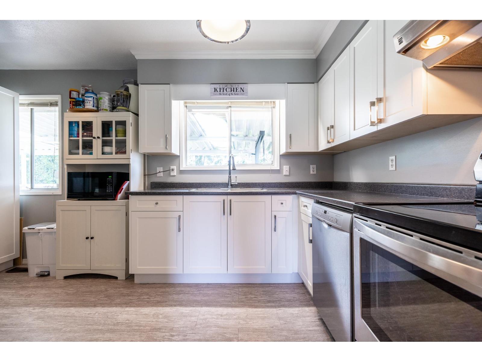 31450 Springhill Place, Abbotsford, British Columbia  V2T 4K1 - Photo 10 - R3095514