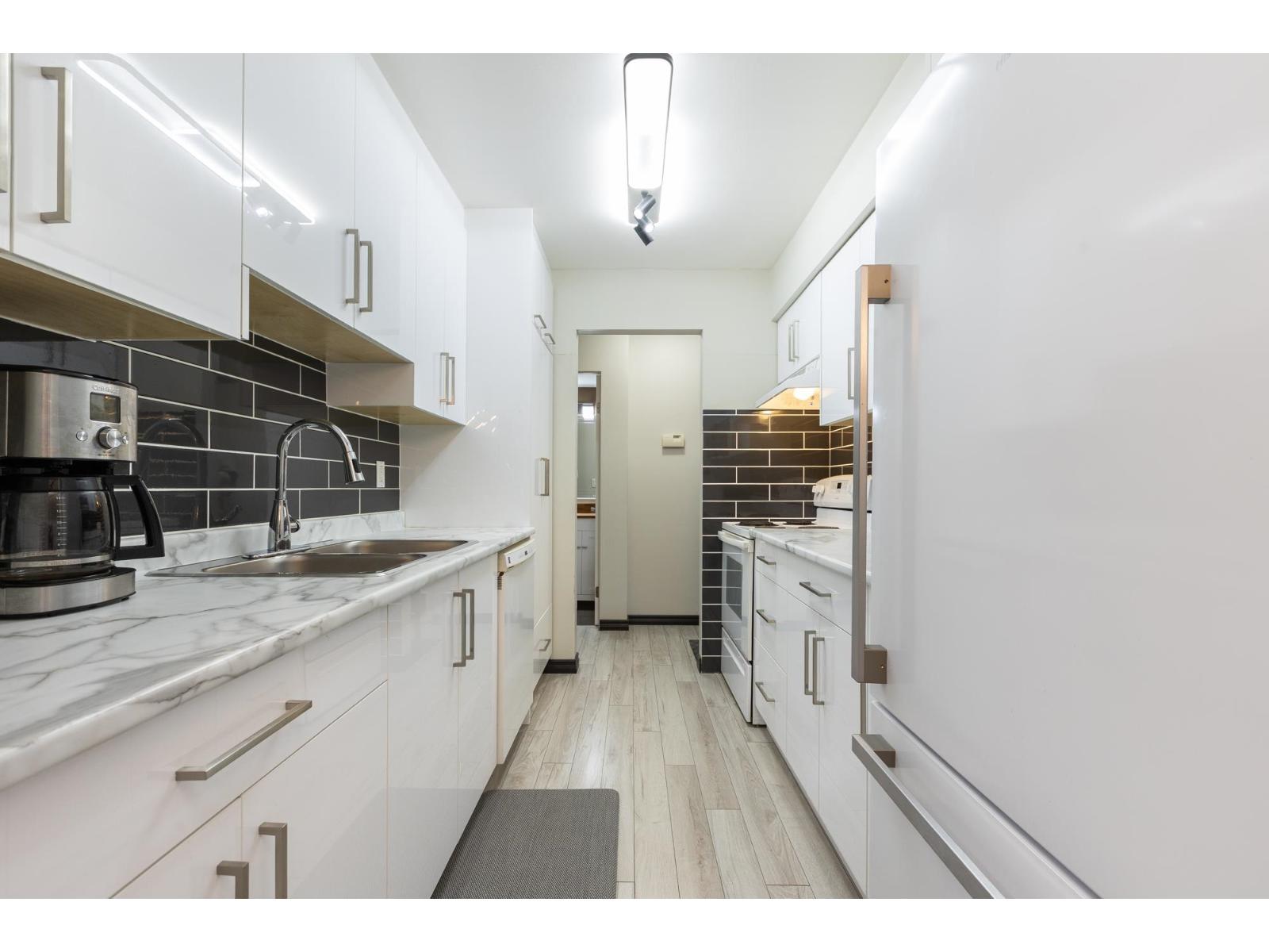 4 14171 104 Avenue, Surrey, British Columbia  V3T 1X6 - Photo 10 - R3097244