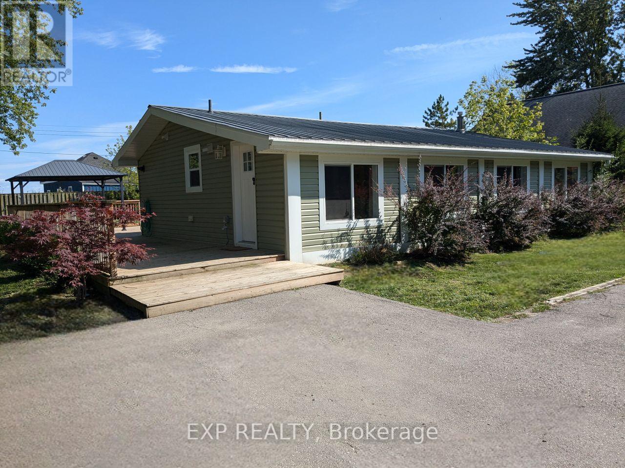 71218 WILLIAM STREET S, Bluewater, Ontario