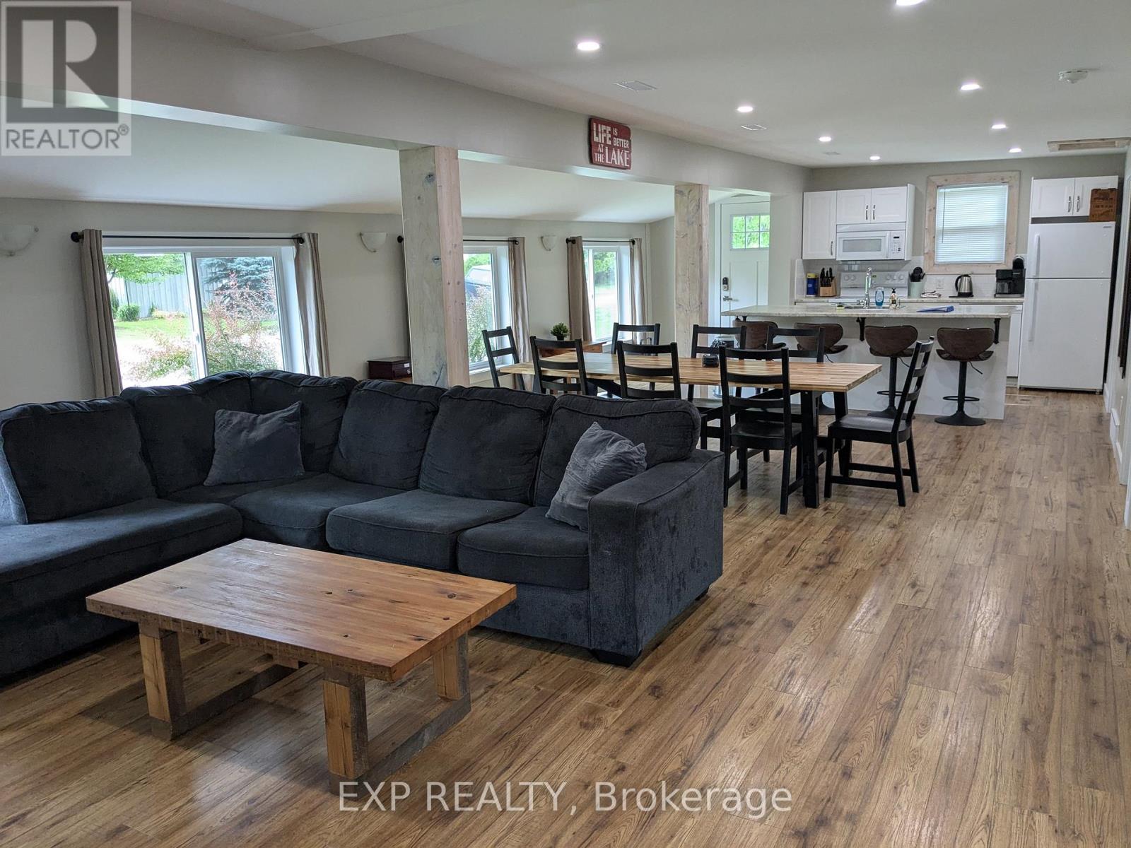 71218 William Street S, Bluewater, Ontario  N0M 1N0 - Photo 5 - X12865790