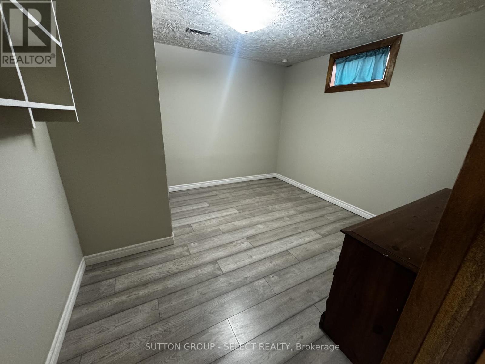 31 Meadowview Road, London South, Ontario  N6J 4E5 - Photo 30 - X12865870