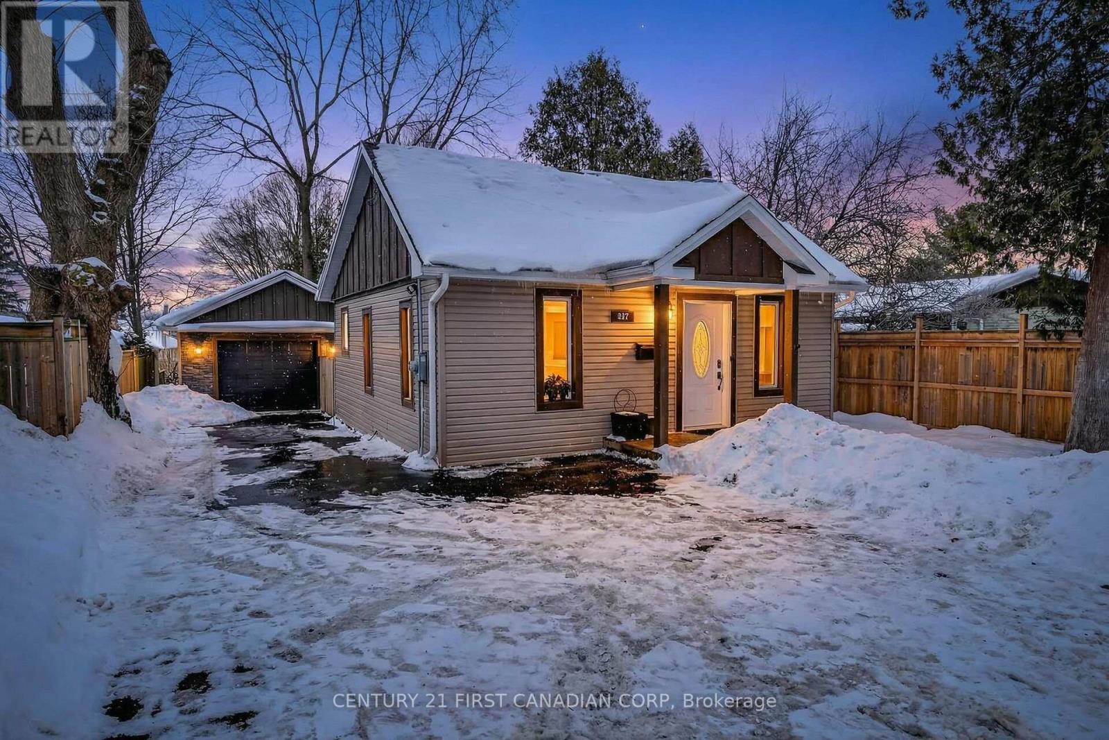 557 BOLER ROAD, London South, Ontario