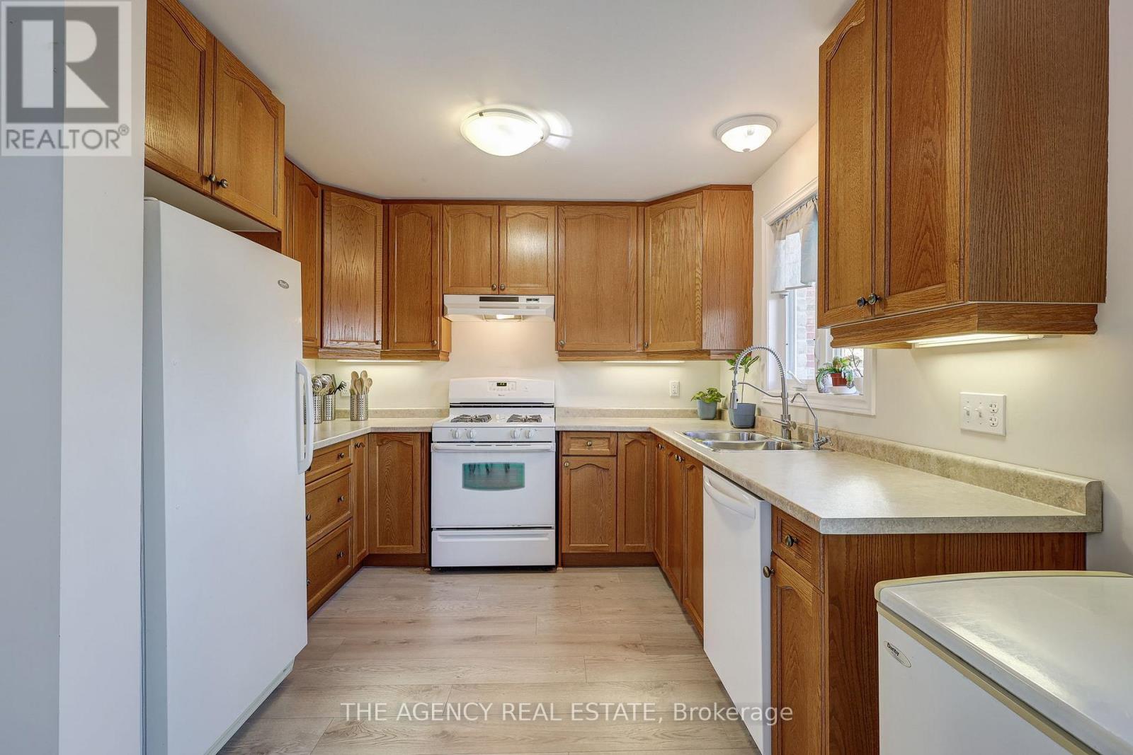 294 Mcmahen Street, London East, Ontario  N5Y 0A2 - Photo 17 - X12866014