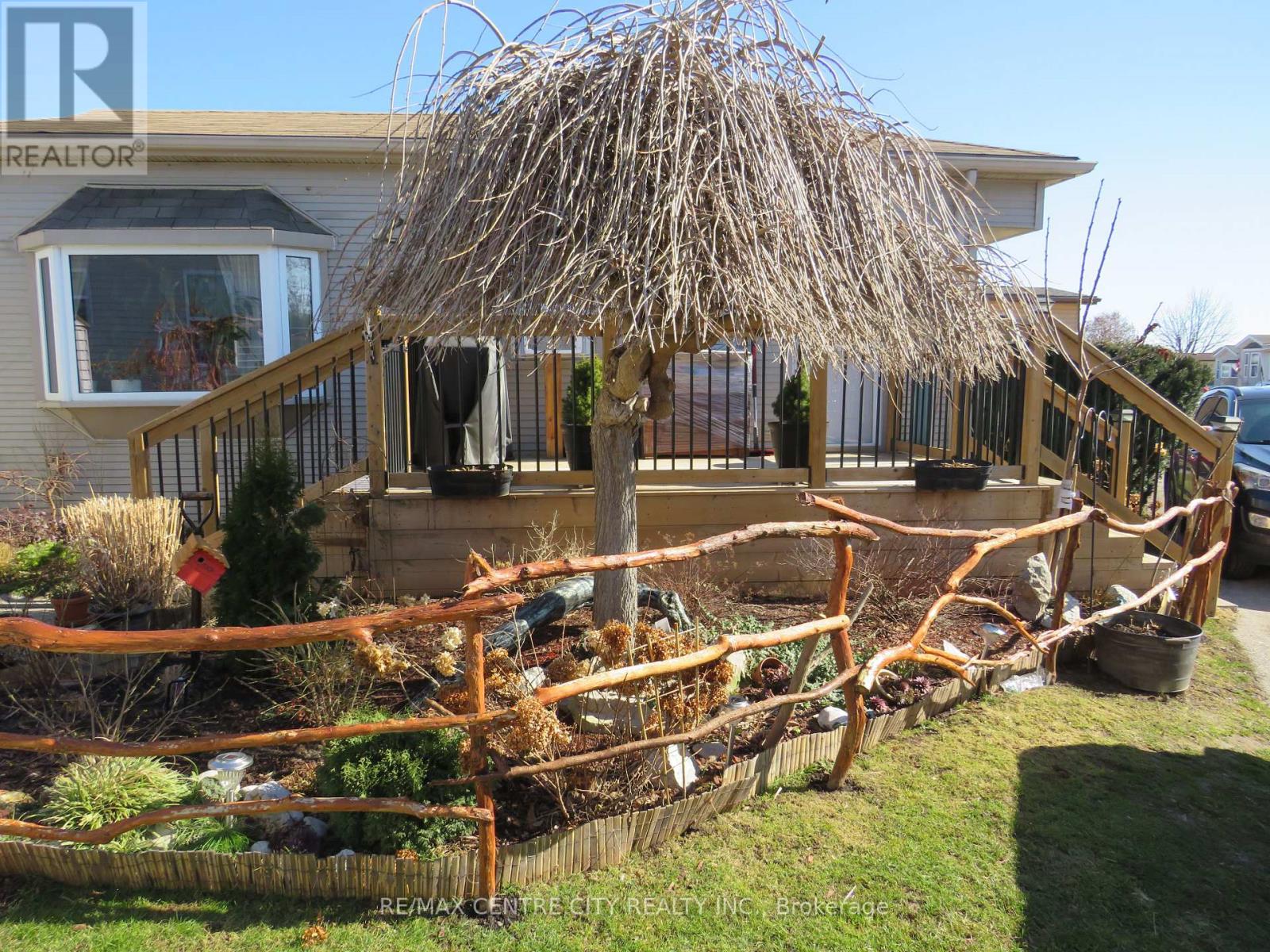 41 - 2189 Dundas Street E, London East, Ontario  N5V 1H3 - Photo 2 - X12866096