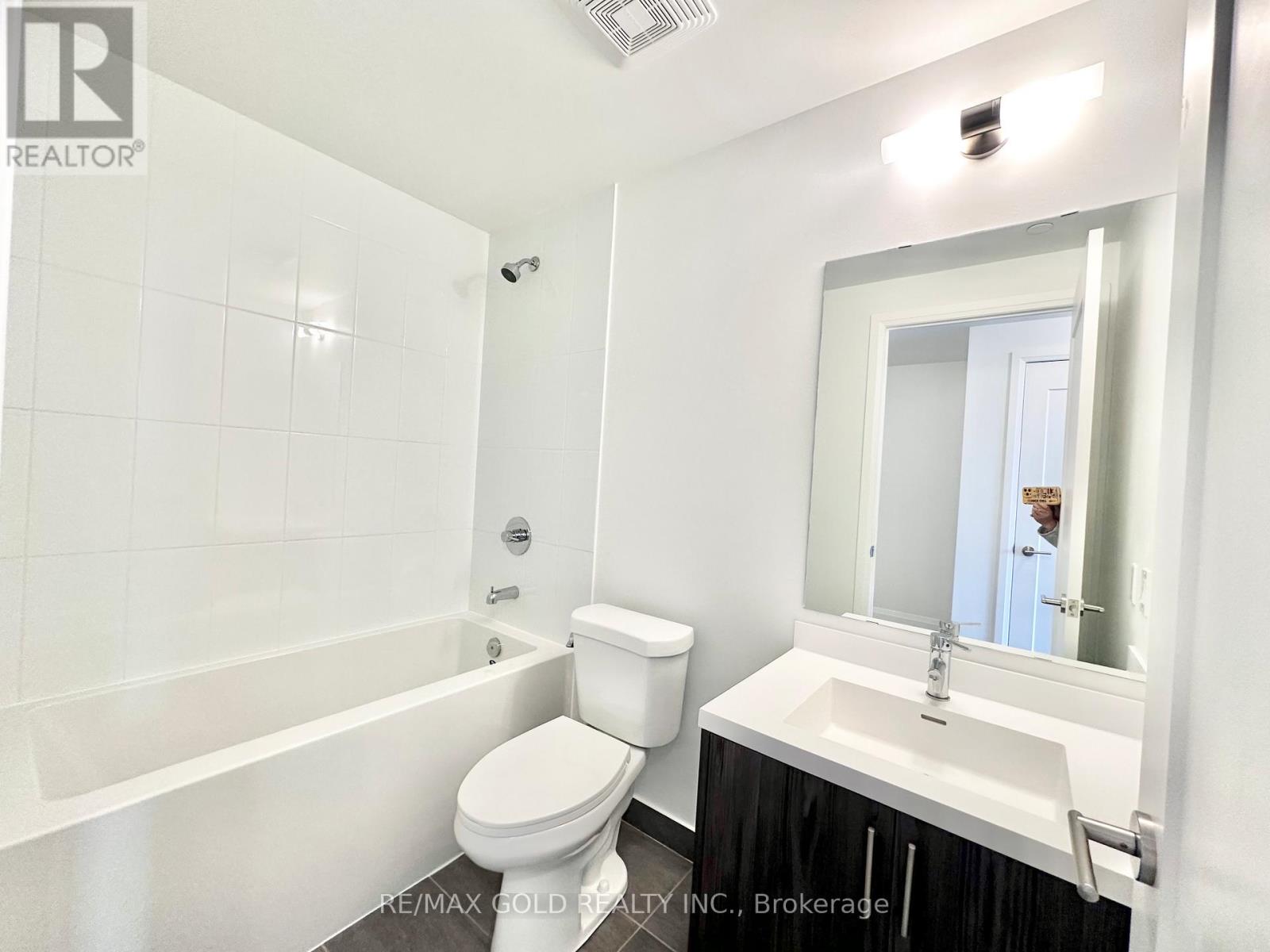 223 - 412 Silver Maple Road, Oakville, Ontario  L6H 7X8 - Photo 32 - W12864270