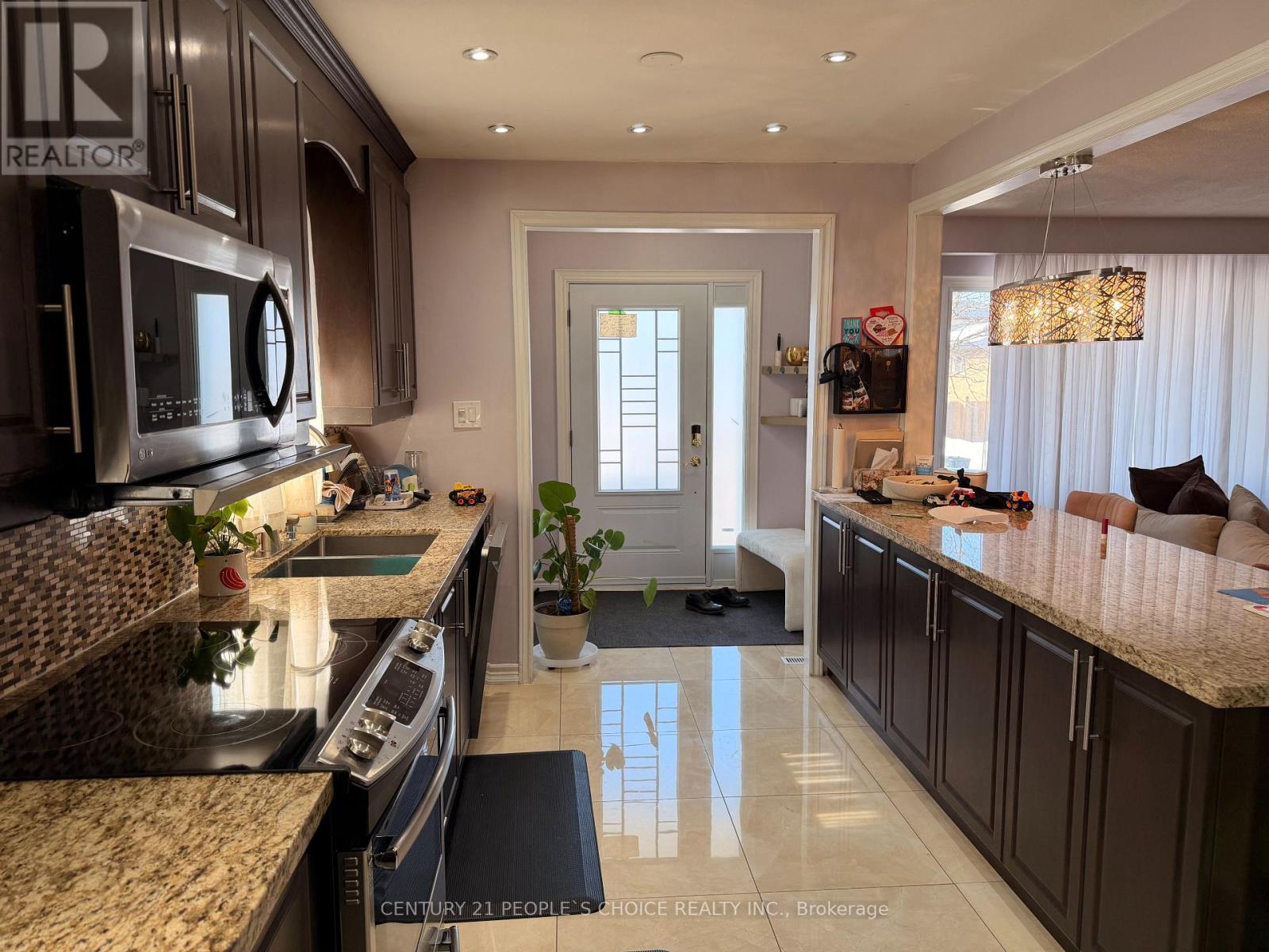 46 Abell Drive, Brampton, Ontario  L6V 2V8 - Photo 3 - W12861464