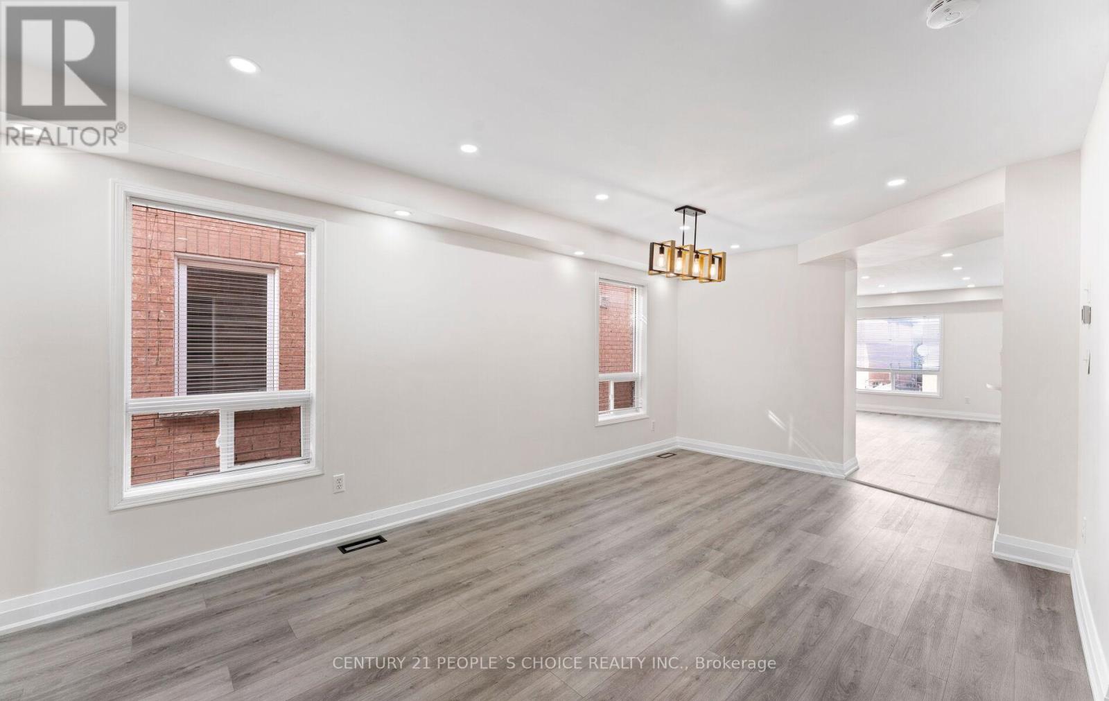 21 Casabel Drive, Vaughan, Ontario  L6A 3M5 - Photo 6 - N12864440