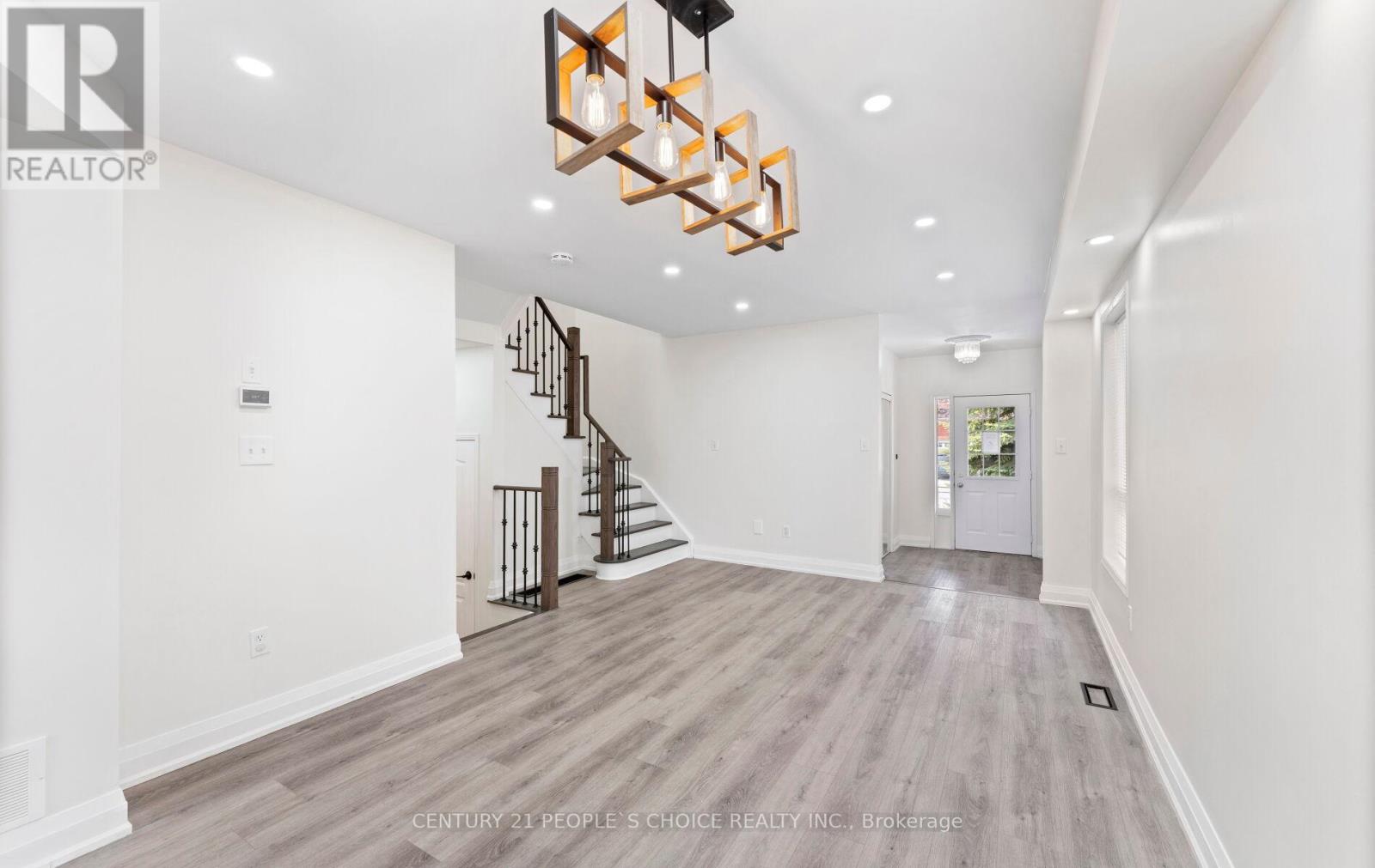 21 Casabel Drive, Vaughan, Ontario  L6A 3M5 - Photo 7 - N12864440