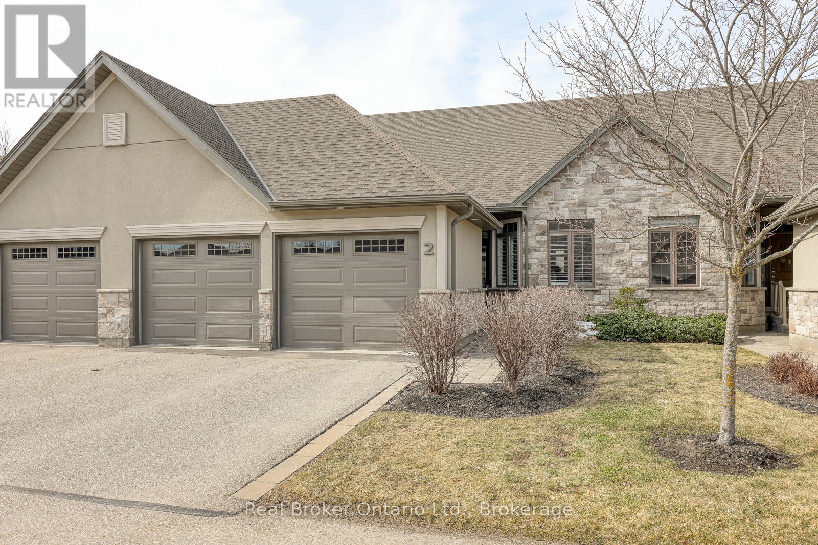 2 - 247 Munnoch Boulevard, Woodstock, Ontario  N4T 0K2 - Photo 2 - X12865964