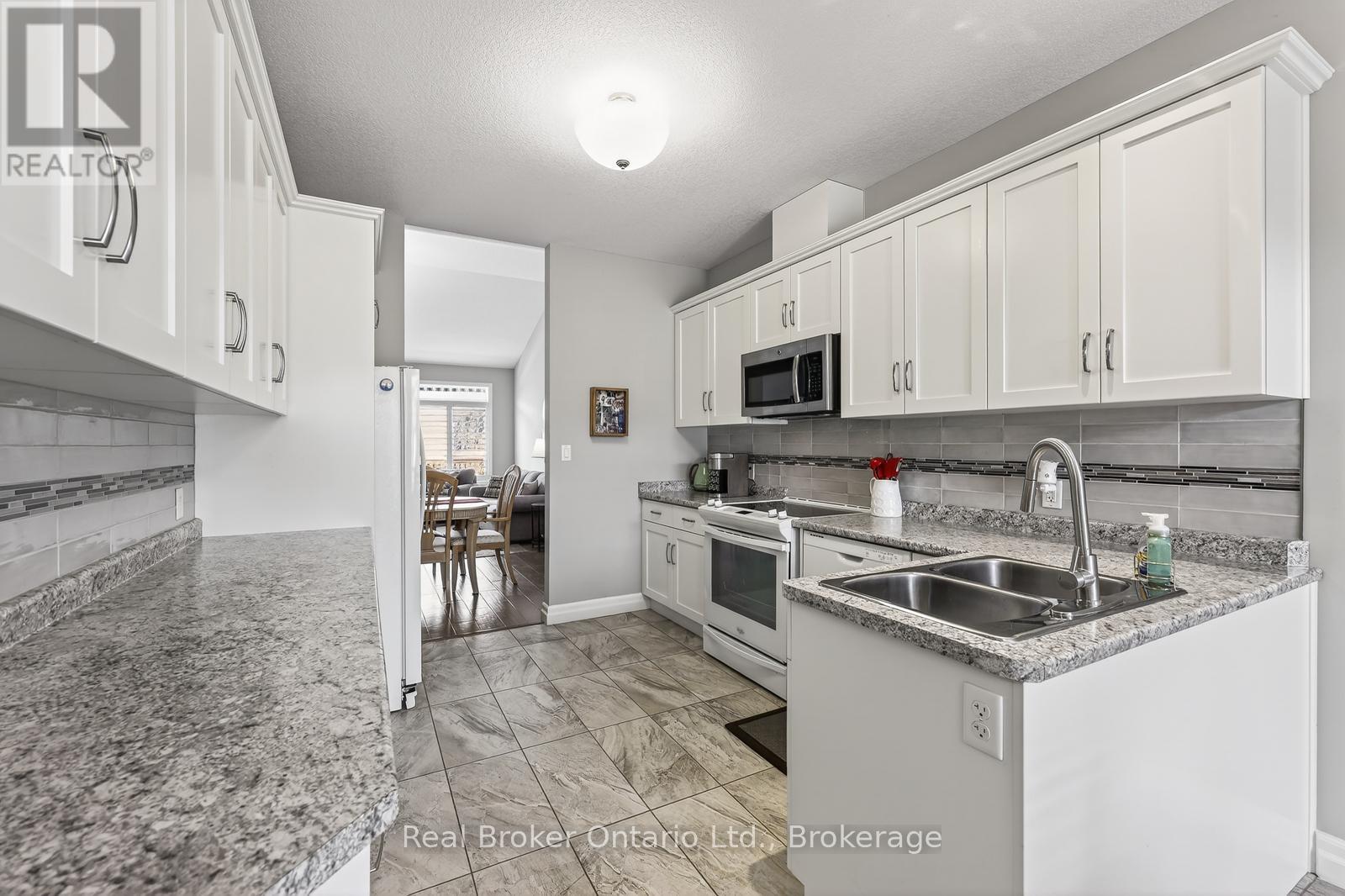 2 - 247 Munnoch Boulevard, Woodstock, Ontario  N4T 0K2 - Photo 26 - X12865964