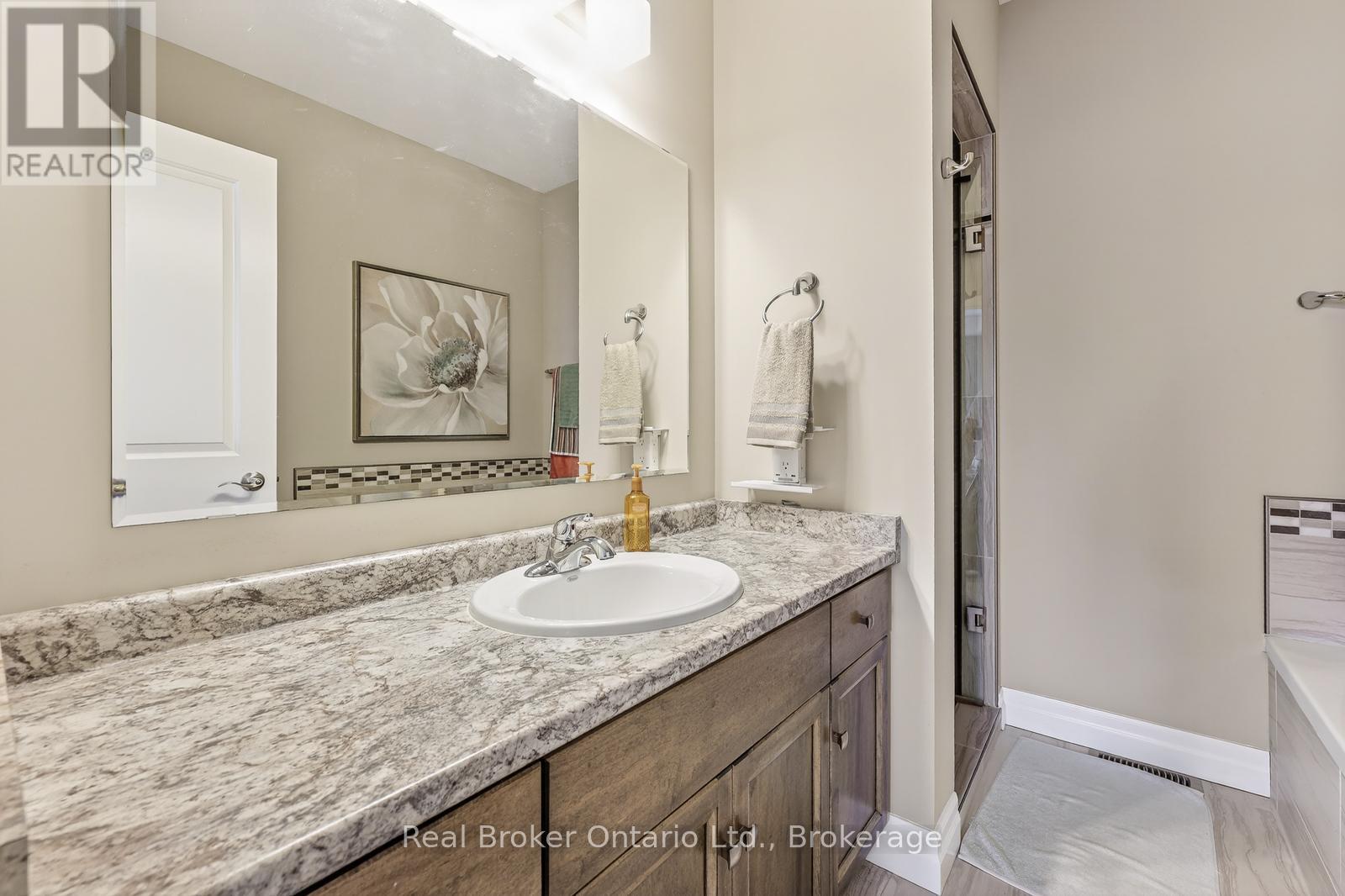 2 - 247 Munnoch Boulevard, Woodstock, Ontario  N4T 0K2 - Photo 36 - X12865964