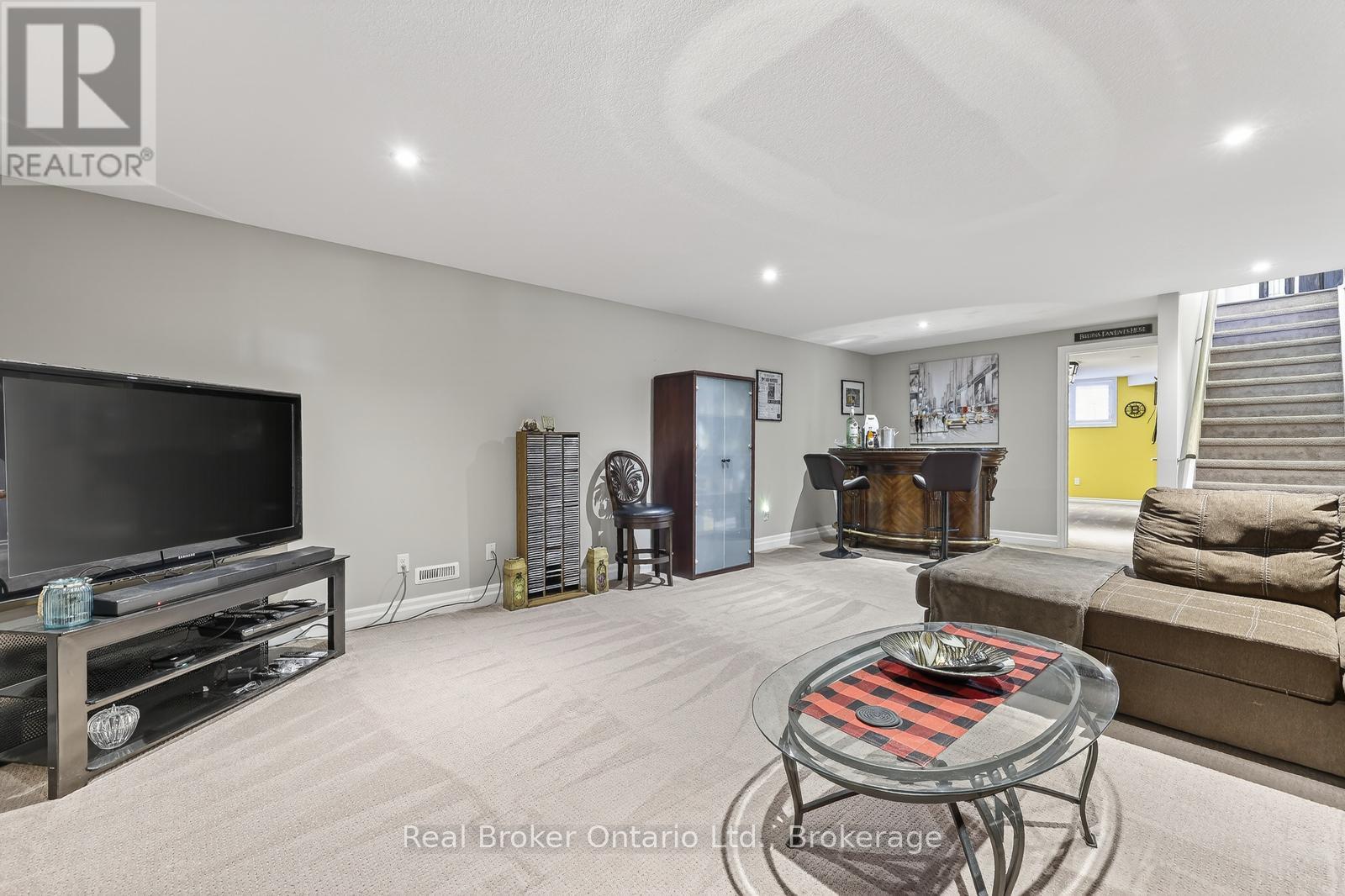 2 - 247 Munnoch Boulevard, Woodstock, Ontario  N4T 0K2 - Photo 43 - X12865964