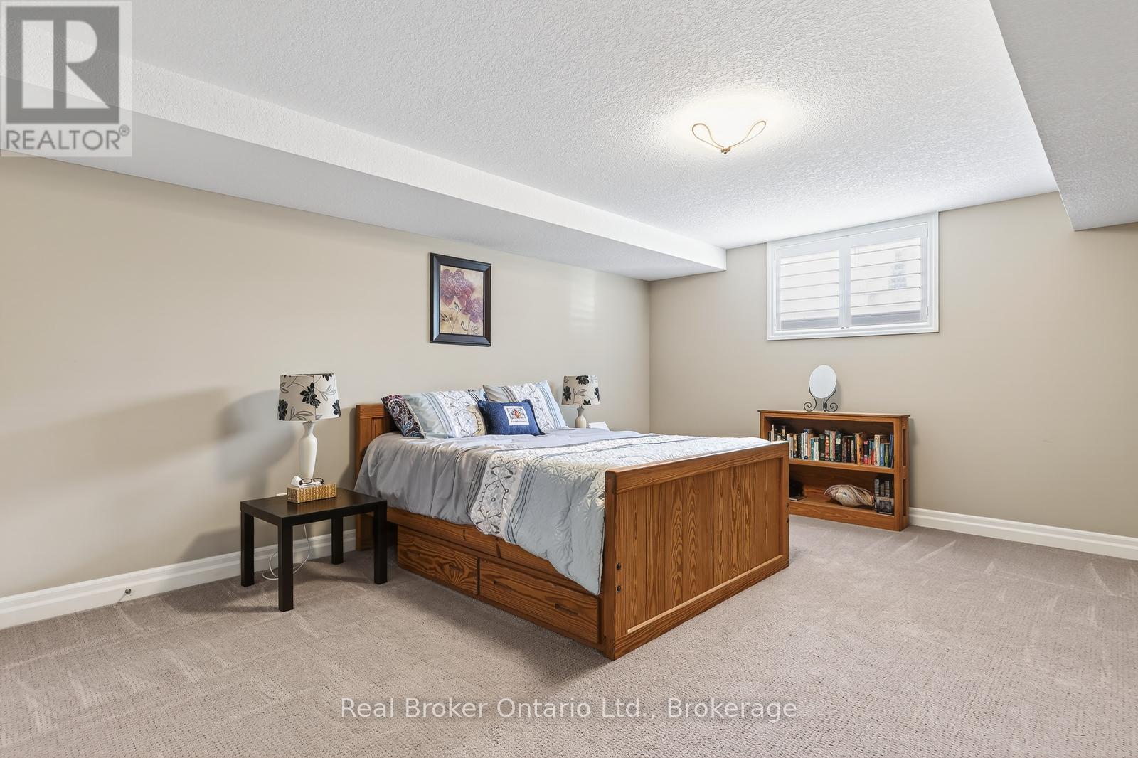 2 - 247 Munnoch Boulevard, Woodstock, Ontario  N4T 0K2 - Photo 46 - X12865964