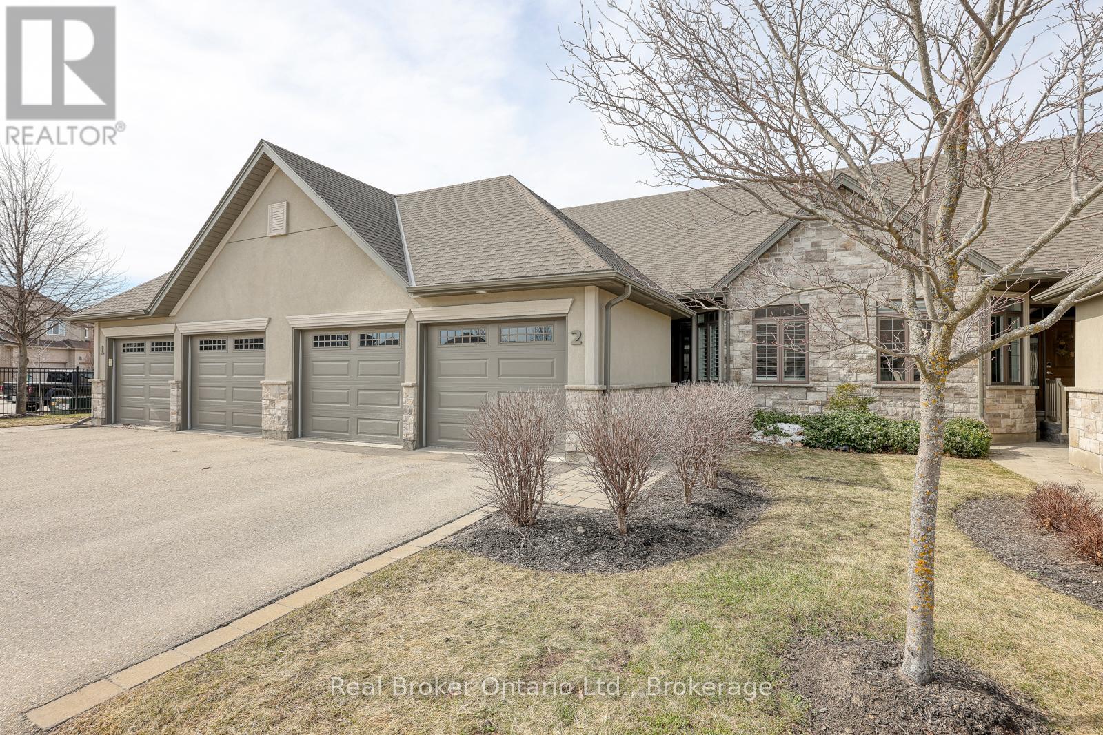 2 - 247 Munnoch Boulevard, Woodstock, Ontario  N4T 0K2 - Photo 7 - X12865964