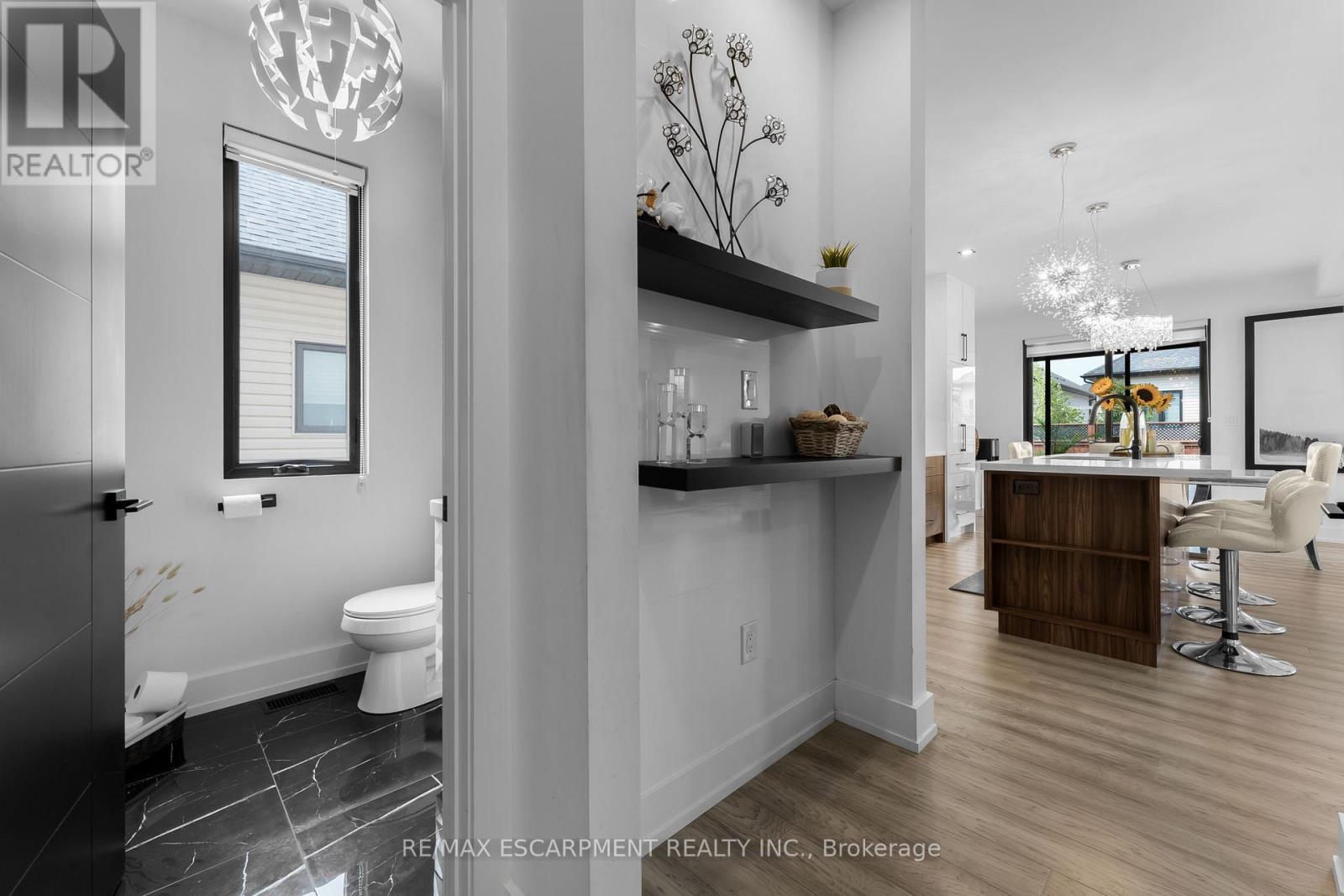 14 Willowbrook Drive, Welland, Ontario  L3C 0G1 - Photo 17 - X12646498