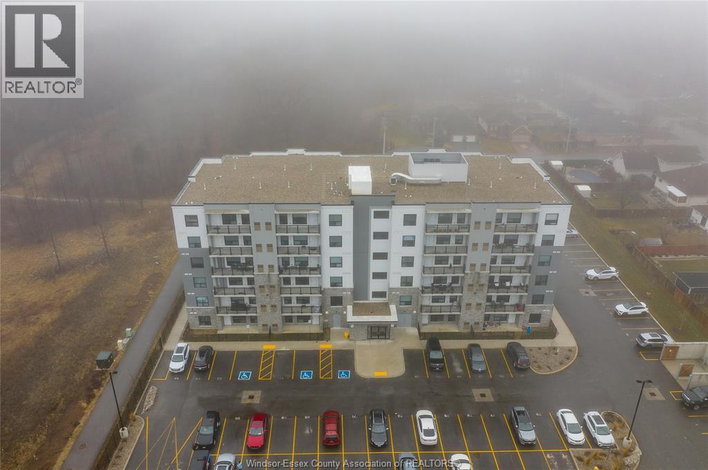 3290 STELLA CRESCENT Unit# 101, windsor, Ontario