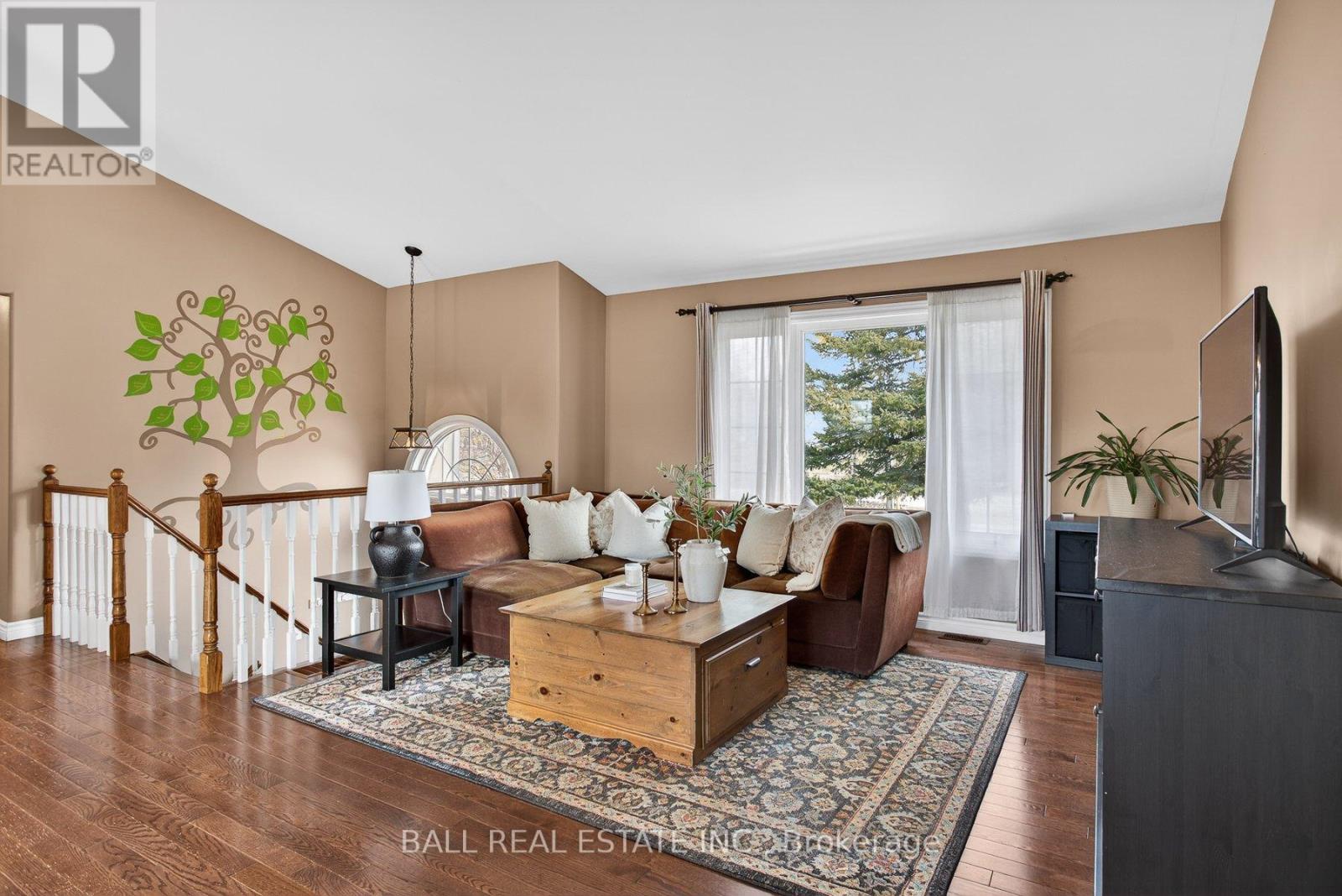 727 Janetville Road, Kawartha Lakes, Ontario  L0B 1K0 - Photo 4 - X12865880