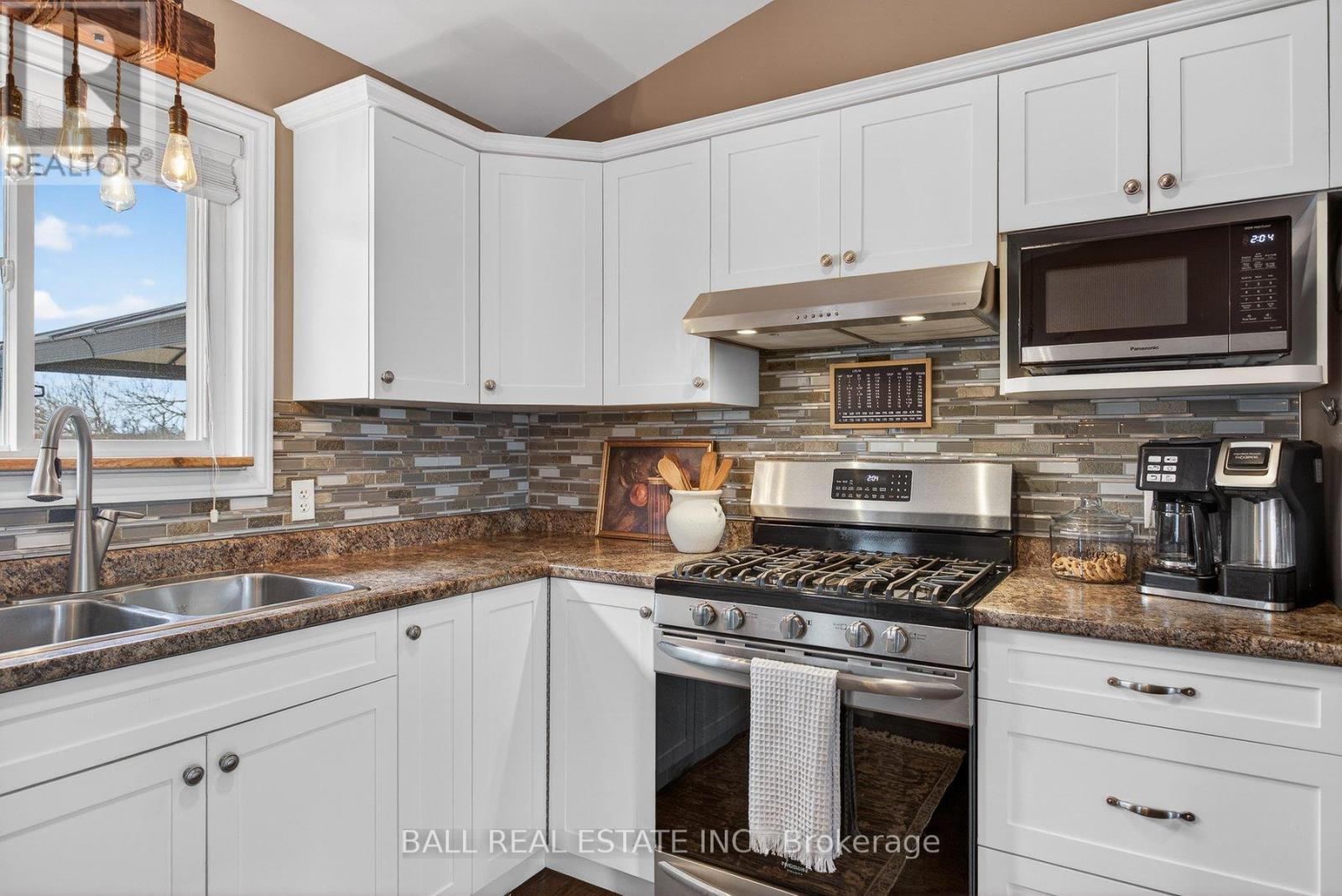 727 Janetville Road, Kawartha Lakes, Ontario  L0B 1K0 - Photo 6 - X12865880