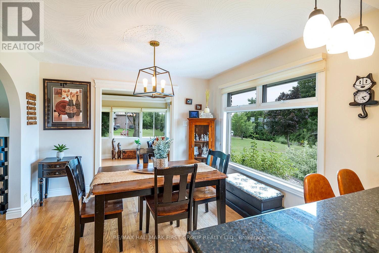 122 Gilson Point Road, Kawartha Lakes, Ontario  K0M 2C0 - Photo 12 - X12865890