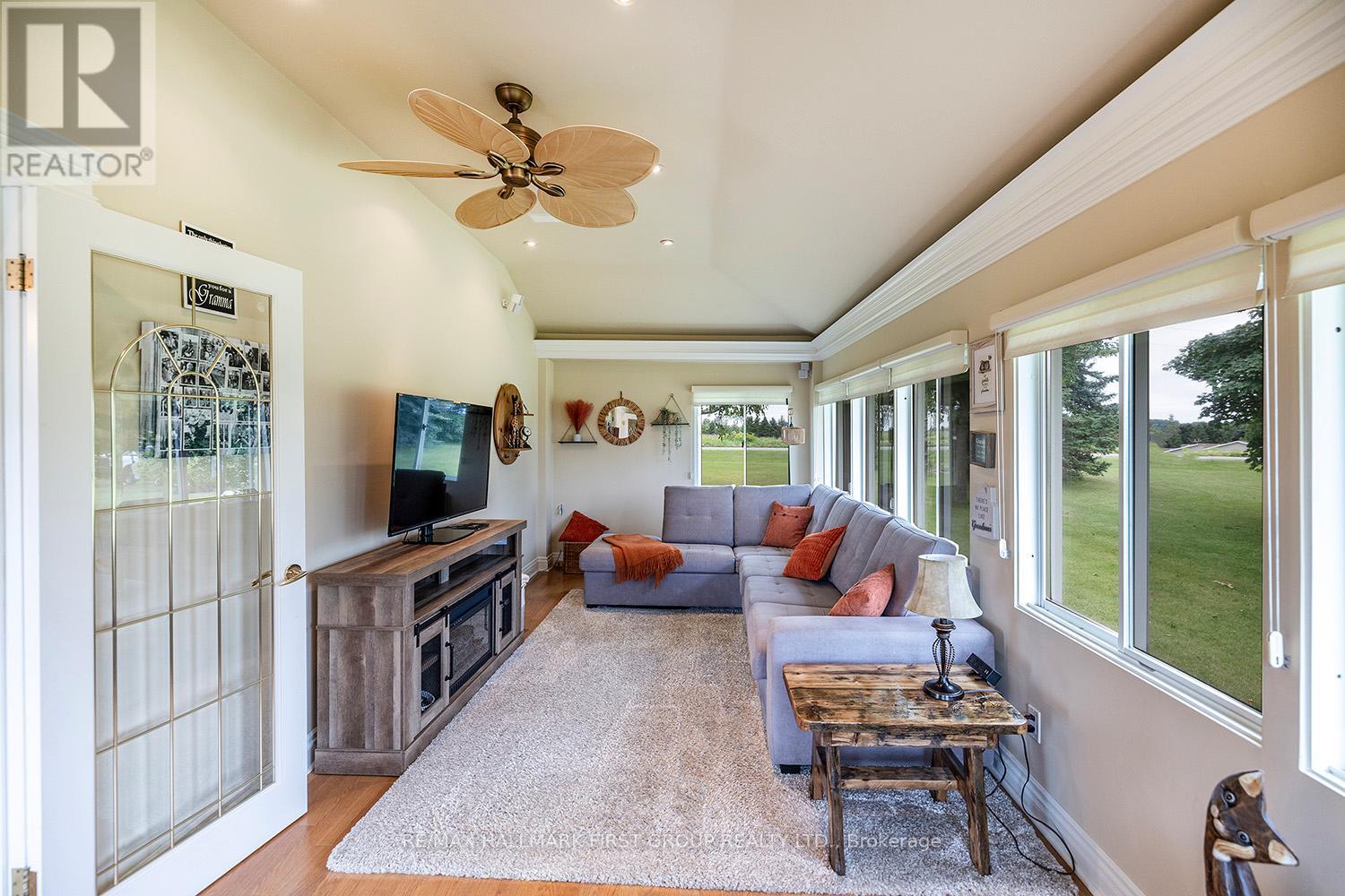 122 Gilson Point Road, Kawartha Lakes, Ontario  K0M 2C0 - Photo 13 - X12865890