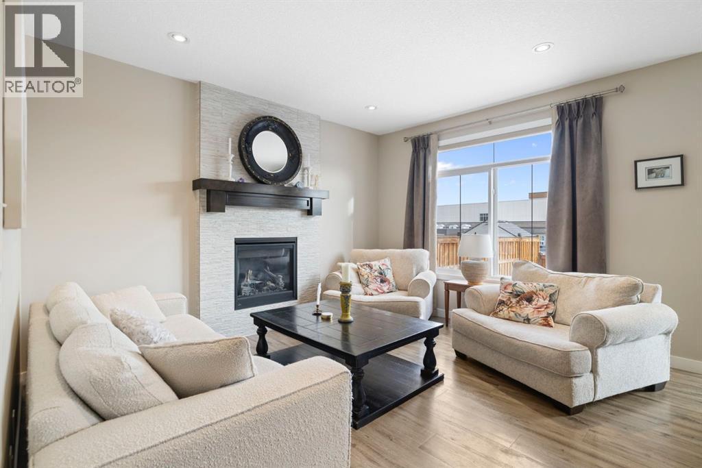 8 Emberside Glen, Cochrane, Alberta  T4C 2L6 - Photo 19 - A2282601