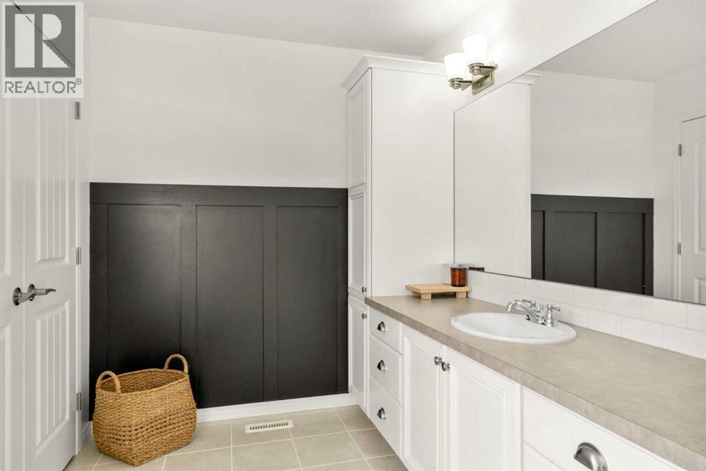 57 Riviera Crescent, Cochrane, Alberta  T4C 0T6 - Photo 36 - A2286496