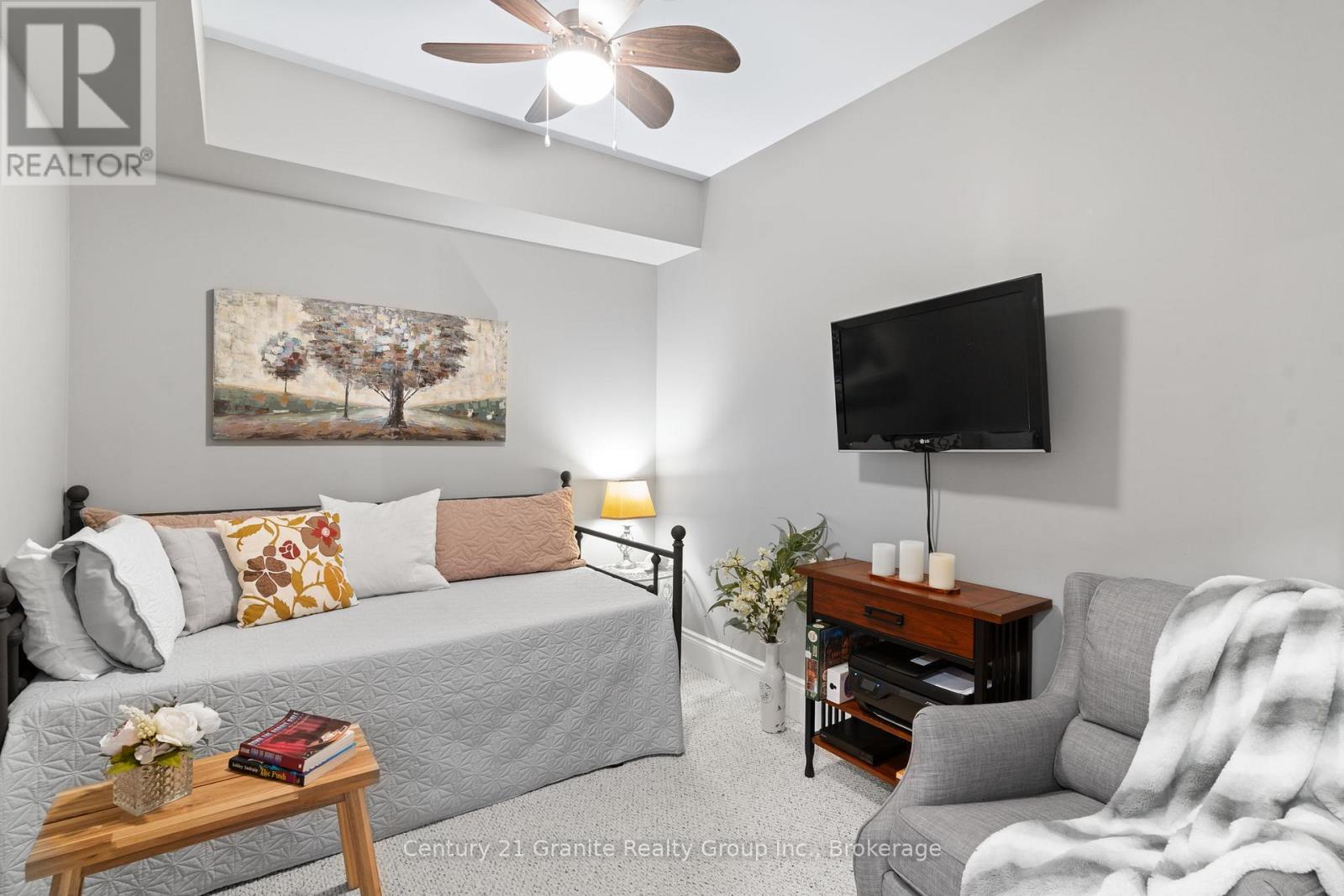 104 - 9 Newcastle Street, Minden Hills, Ontario  K0M 2K0 - Photo 21 - X12865844