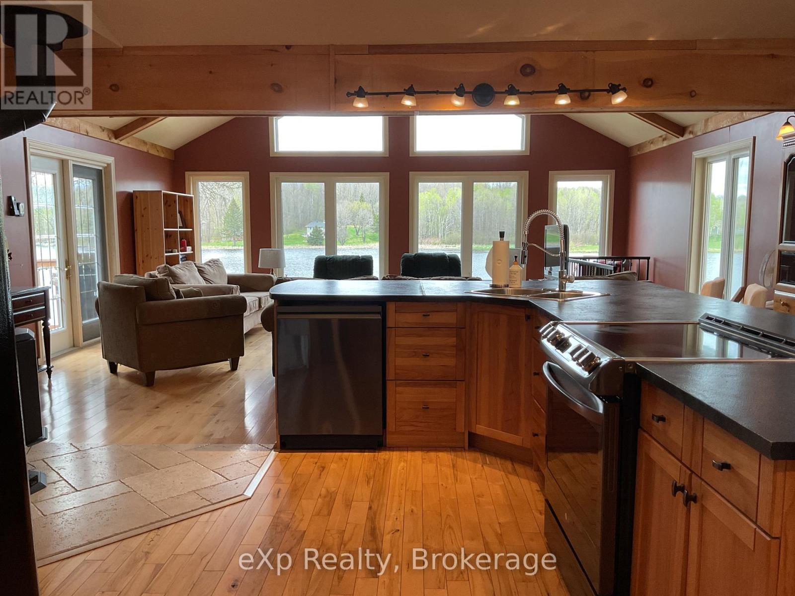 19 Valley Drive, Parry Sound Remote Area, Ontario  P0H 1N0 - Photo 9 - X12865882