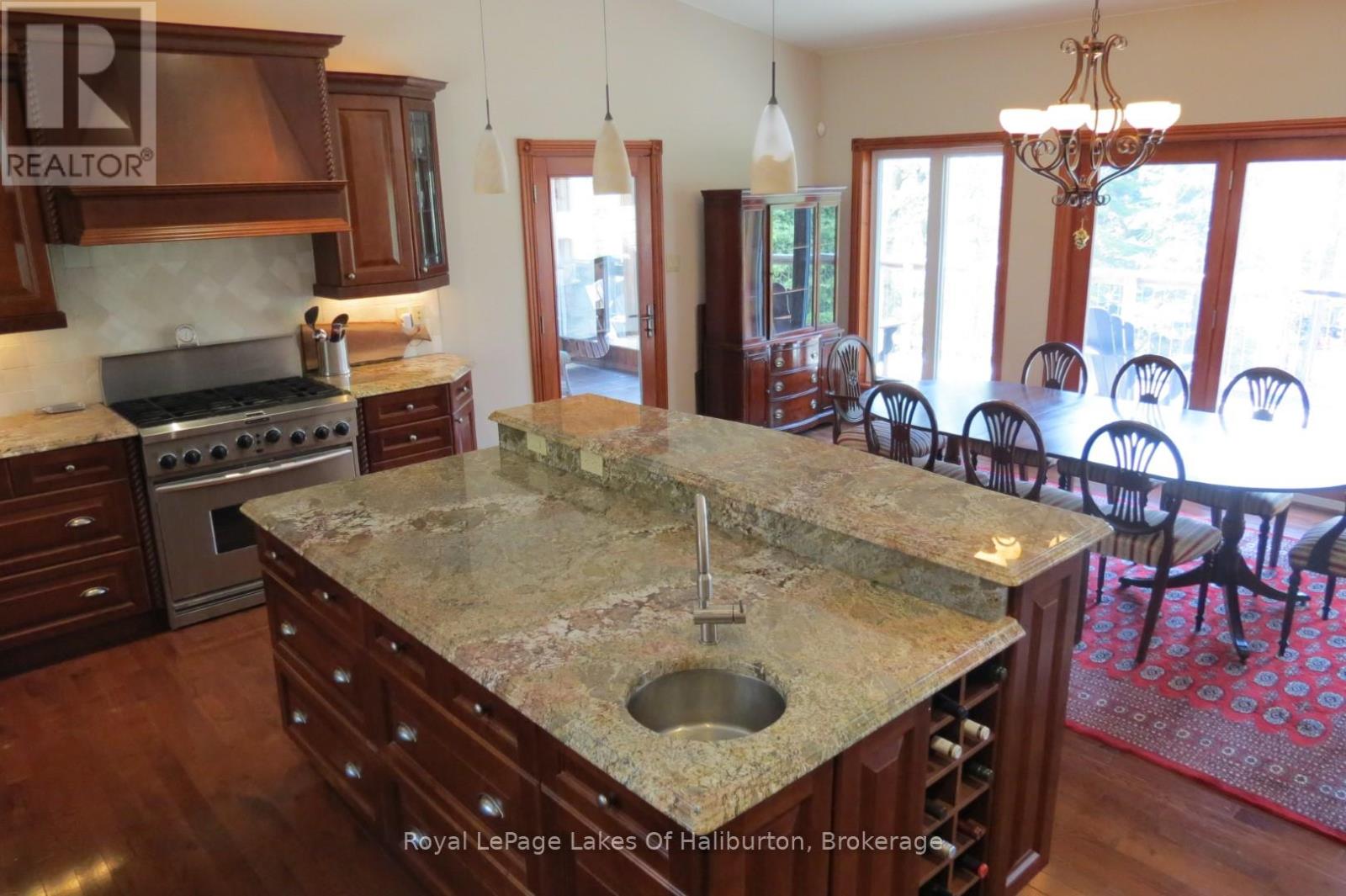 1130 Parsons Road, Dysart Et Al, Ontario  K0M 1S0 - Photo 17 - X12865928