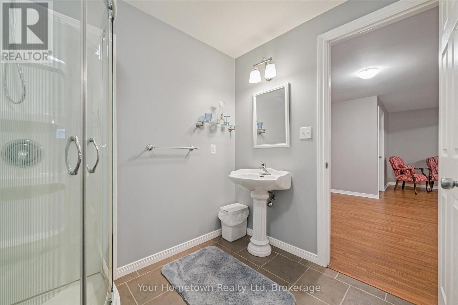 63 Spencer Drive, Centre Wellington, Ontario  N0B 1S0 - Photo 34 - X12866034