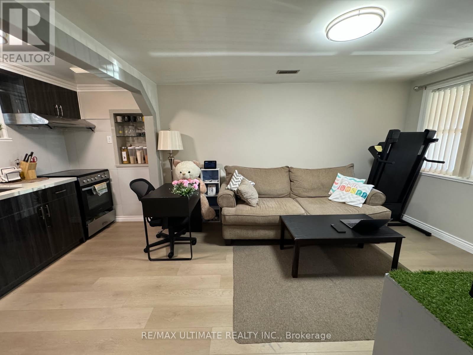 Lower - 67 Barrymore Road, Toronto, Ontario  M1J 1W5 - Photo 11 - E12863436