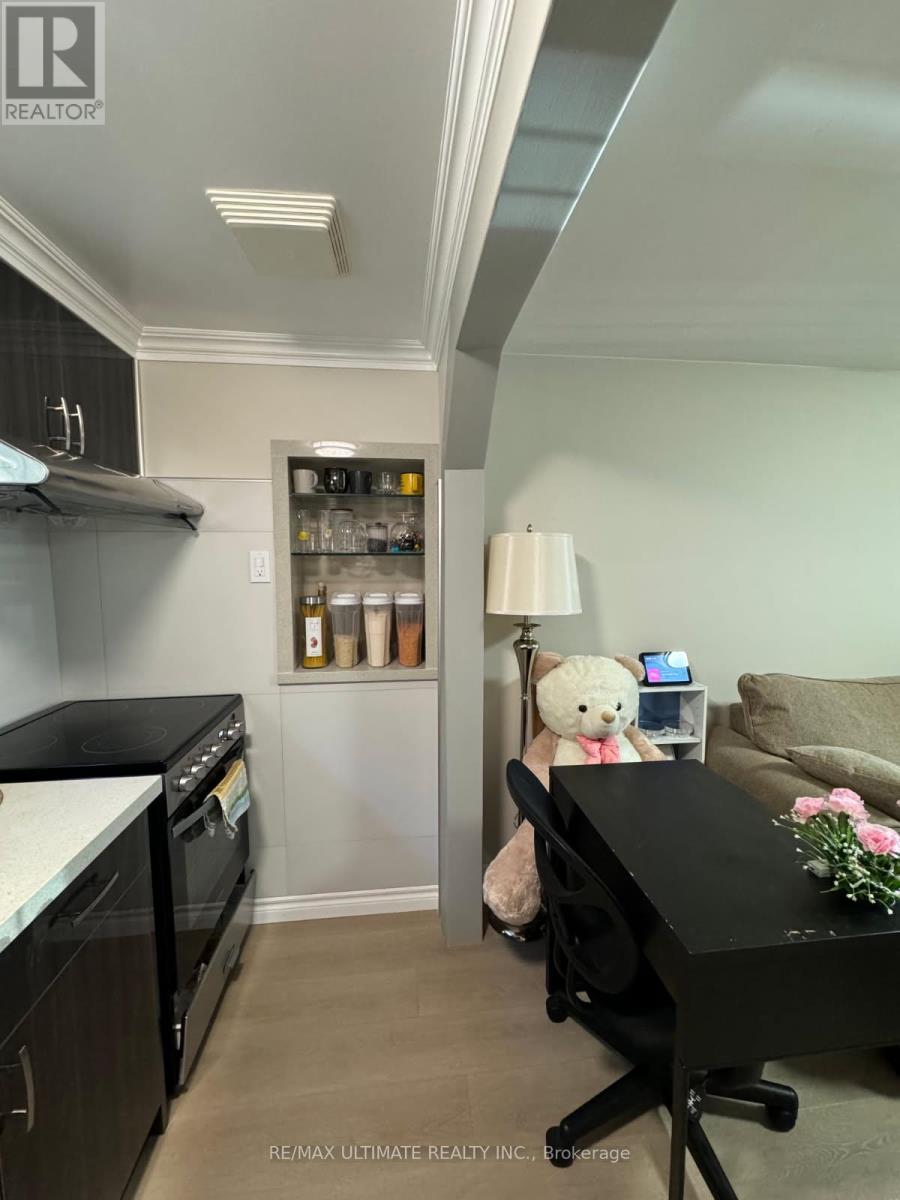 Lower - 67 Barrymore Road, Toronto, Ontario  M1J 1W5 - Photo 5 - E12863436