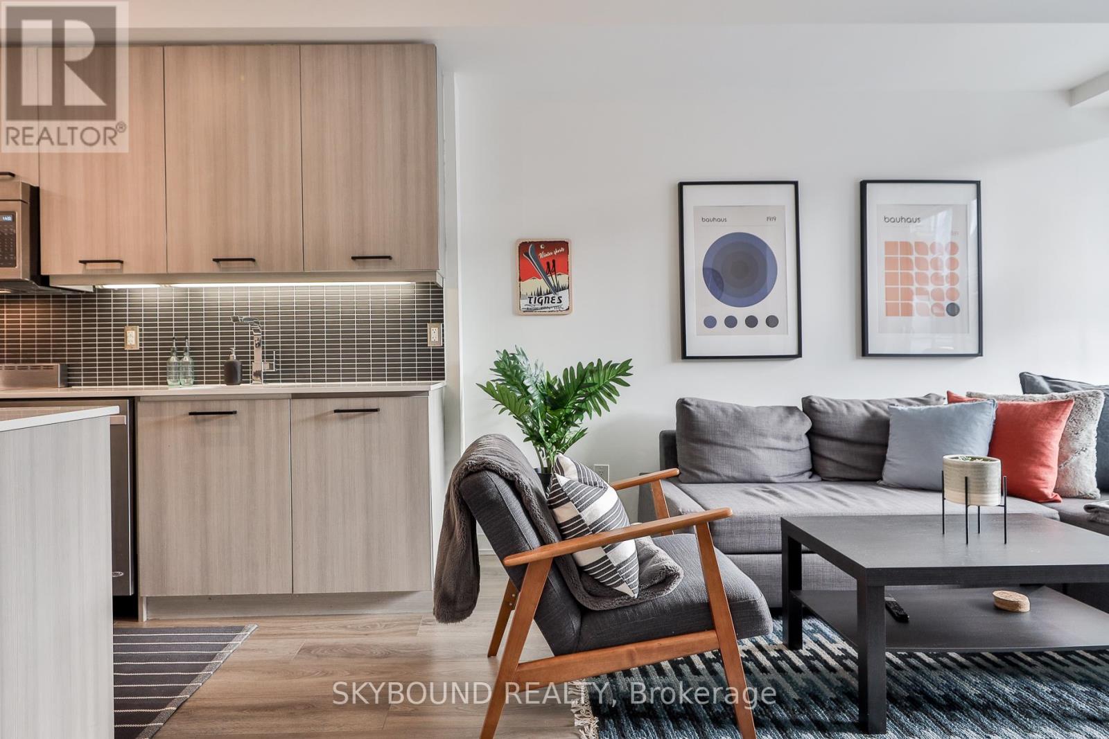 306 - 105 GEORGE STREET, Toronto, Ontario