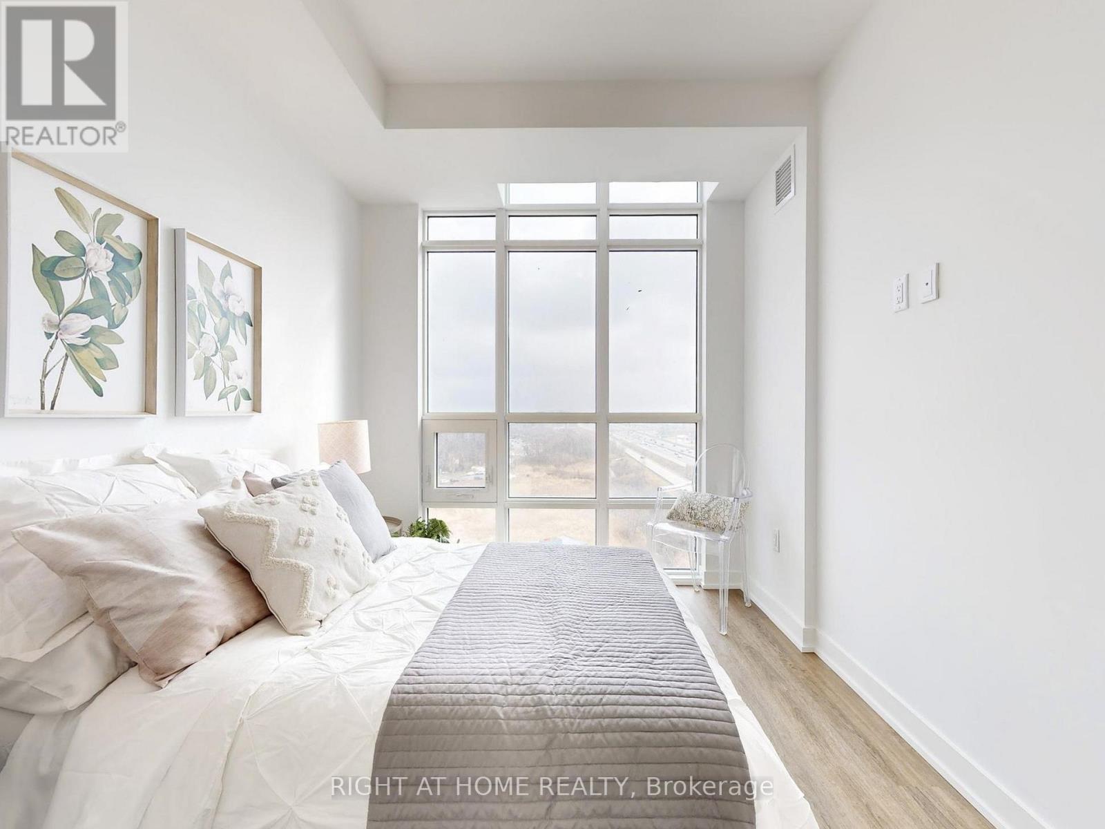 1014 - 461 Green Road, Hamilton, Ontario  L8E 0L5 - Photo 12 - X12817540