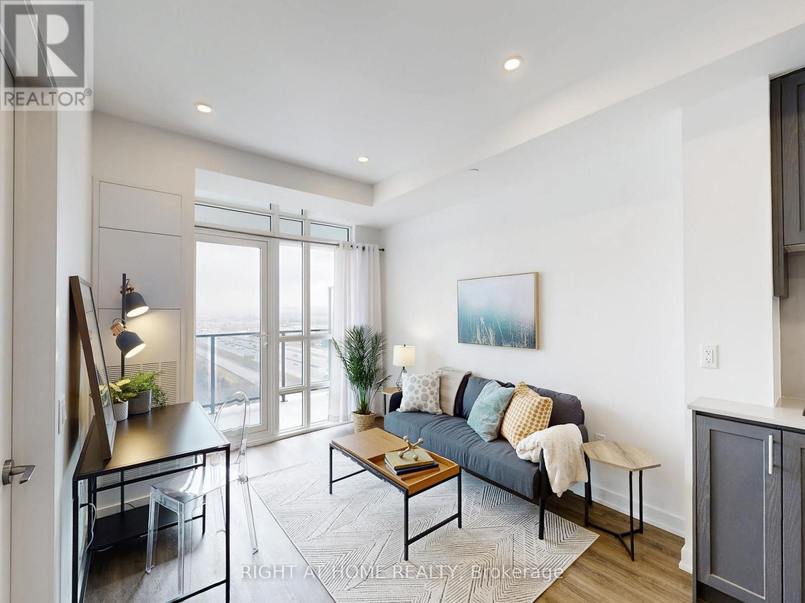 1014 - 461 Green Road, Hamilton, Ontario  L8E 0L5 - Photo 8 - X12817540