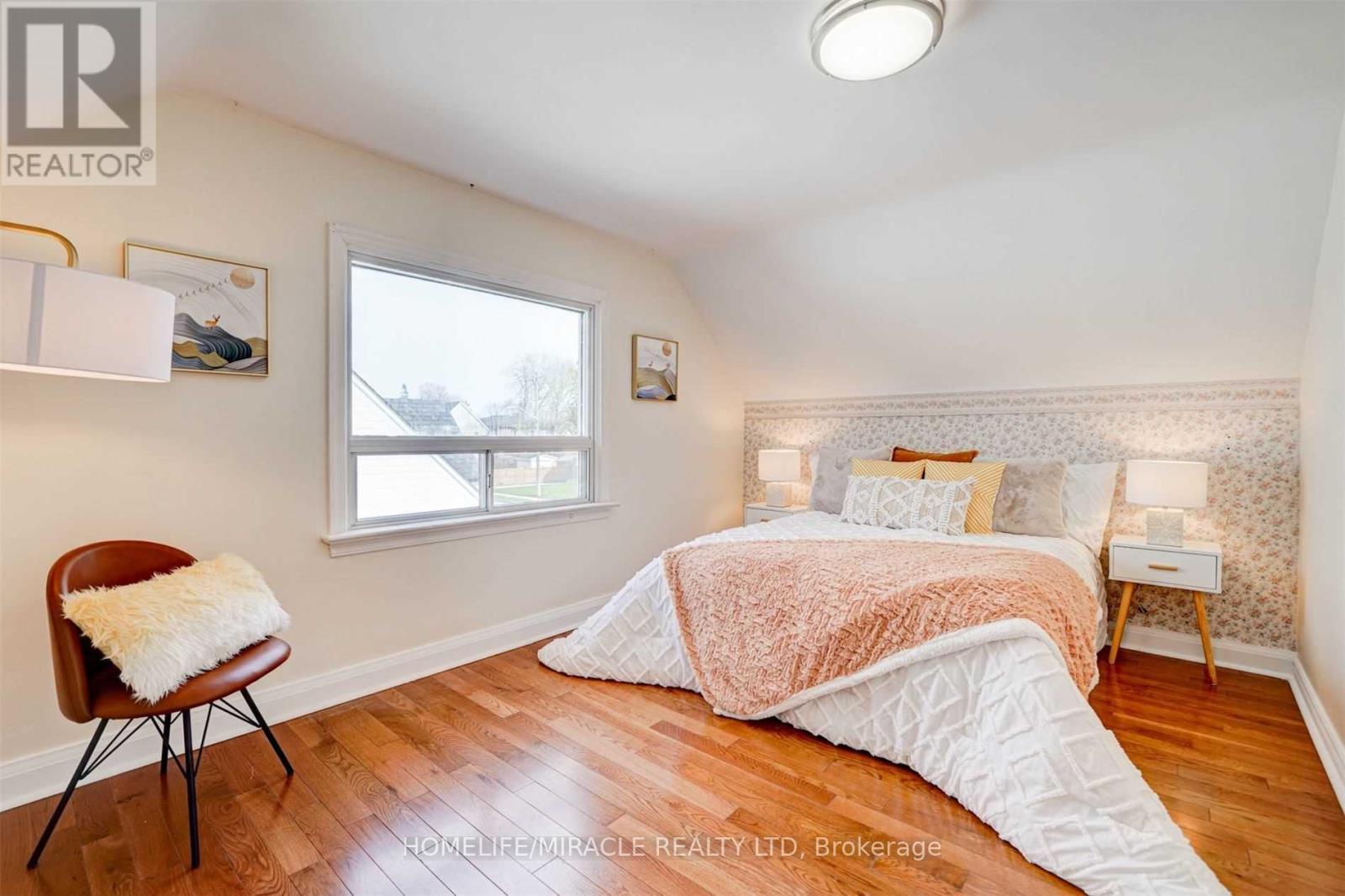 Main&se - 10 Sundridge Drive, Toronto, Ontario  M1L 2J3 - Photo 14 - E12865974