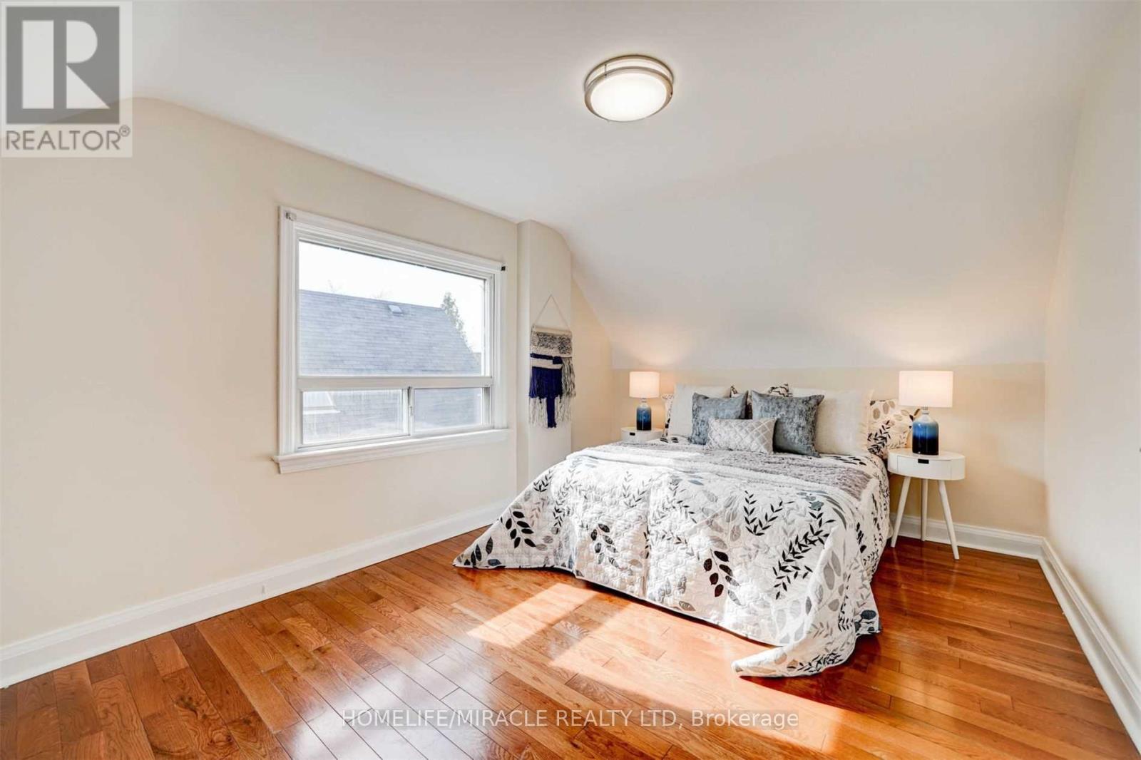 Main&se - 10 Sundridge Drive, Toronto, Ontario  M1L 2J3 - Photo 15 - E12865974