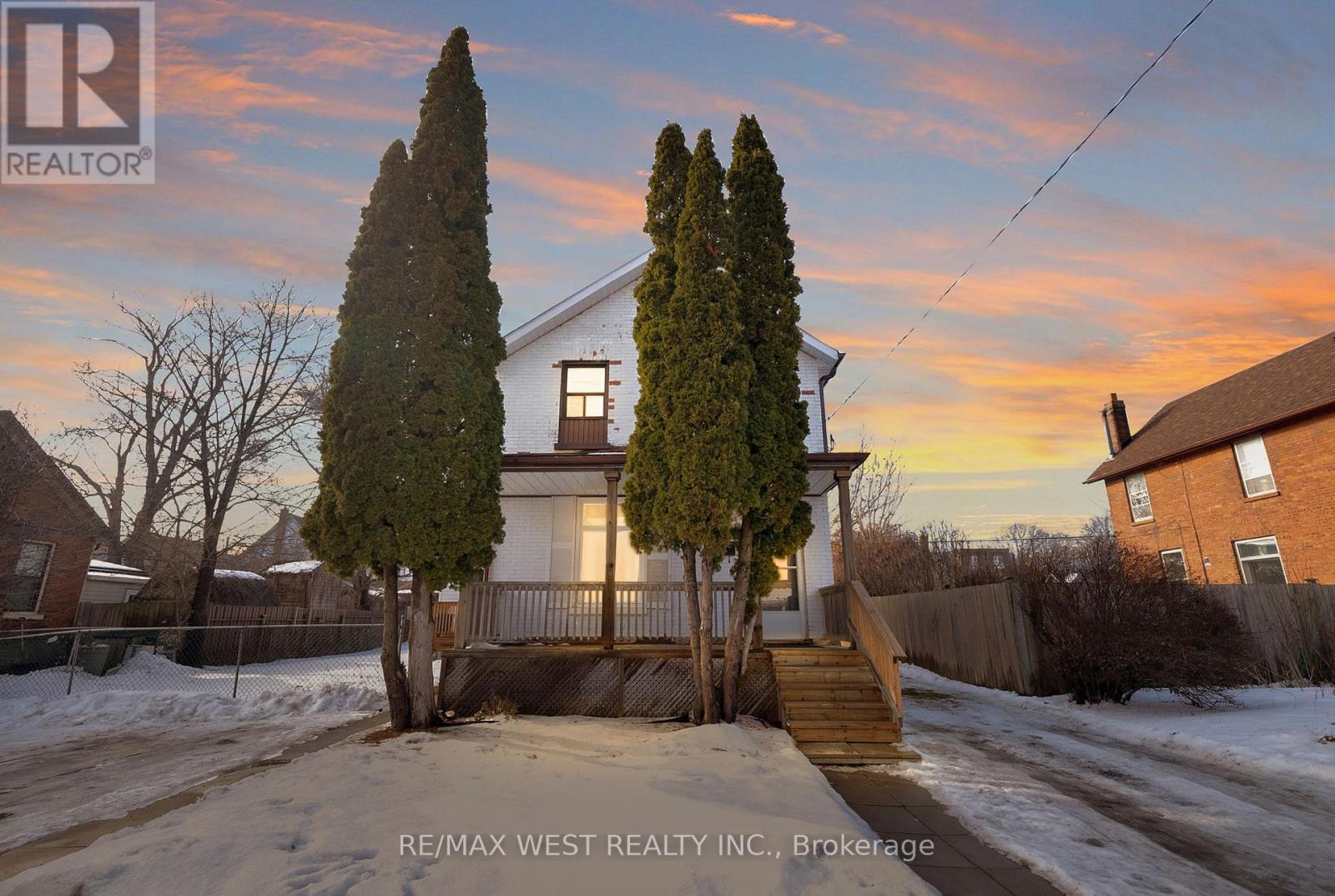 164 ALBERT STREET, Oshawa, Ontario