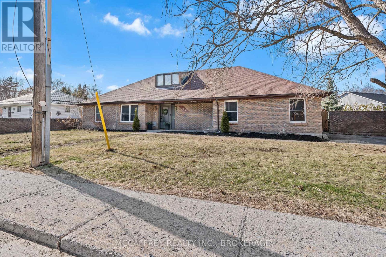 137 Thomas Street W, Greater Napanee, Ontario  K7R 2H4 - Photo 47 - X12865852