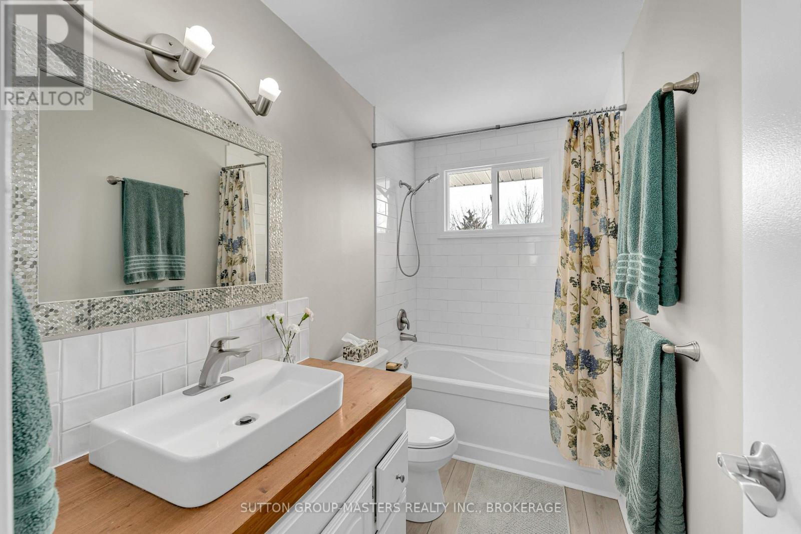 51 Mortensen Drive, Loyalist (Amherstview), Ontario  K7N 1W2 - Photo 23 - X12865898