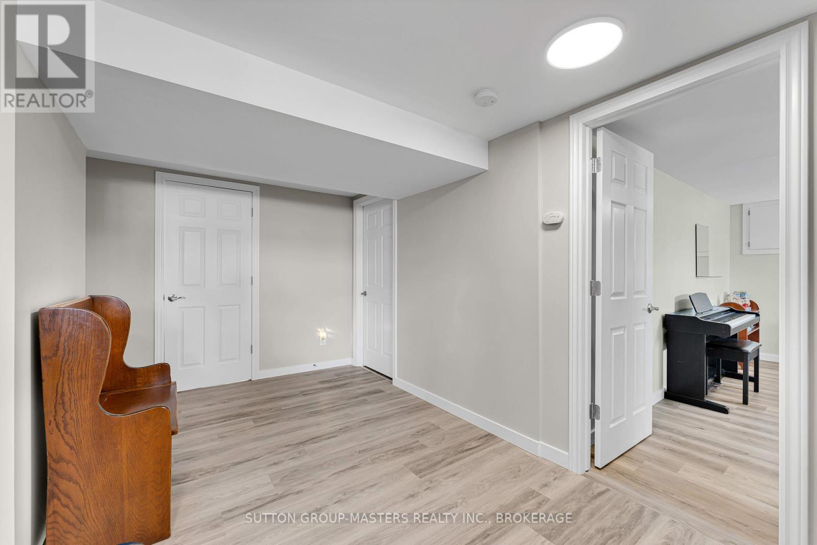 51 Mortensen Drive, Loyalist (Amherstview), Ontario  K7N 1W2 - Photo 28 - X12865898